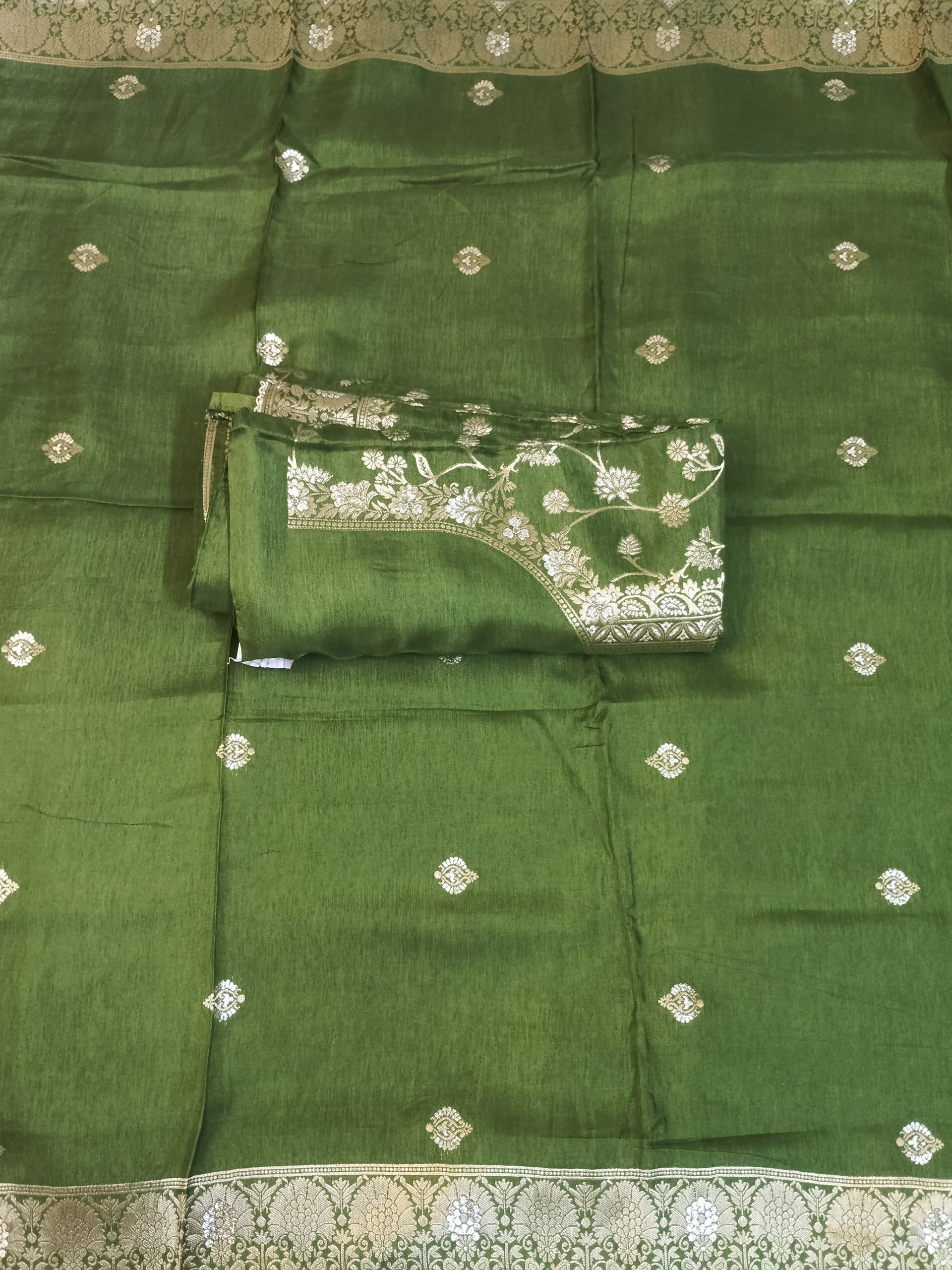 Green Embroidered Suit with Heavy Neck Work