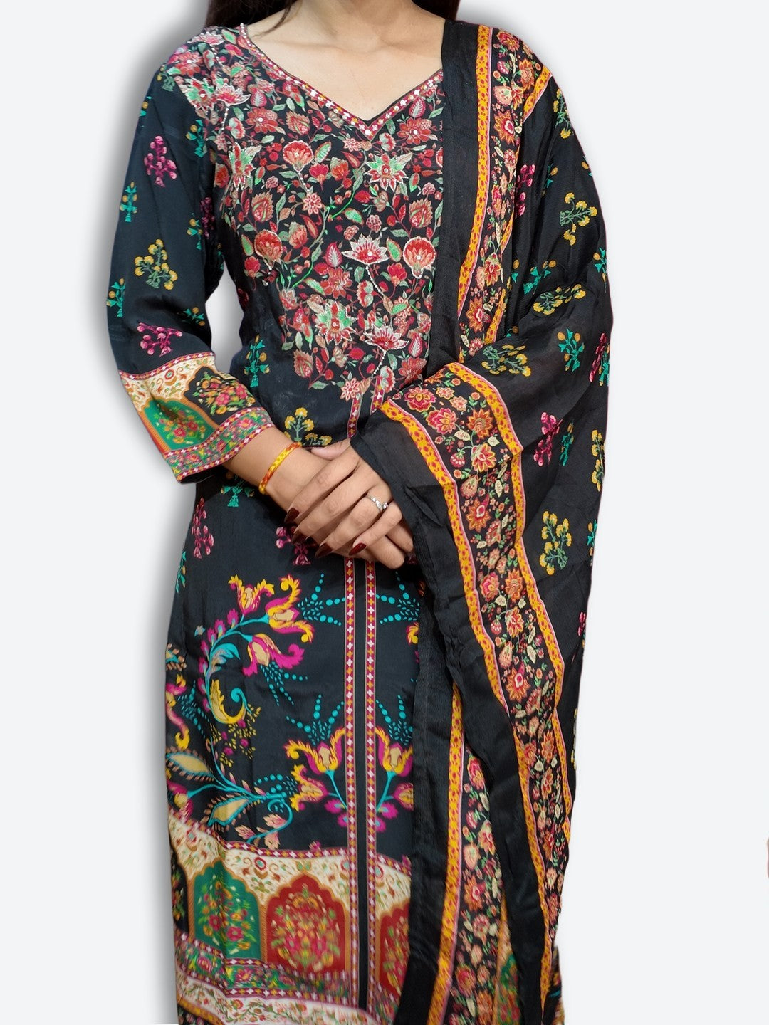 Onyx Regal Heritage Elegance Suit