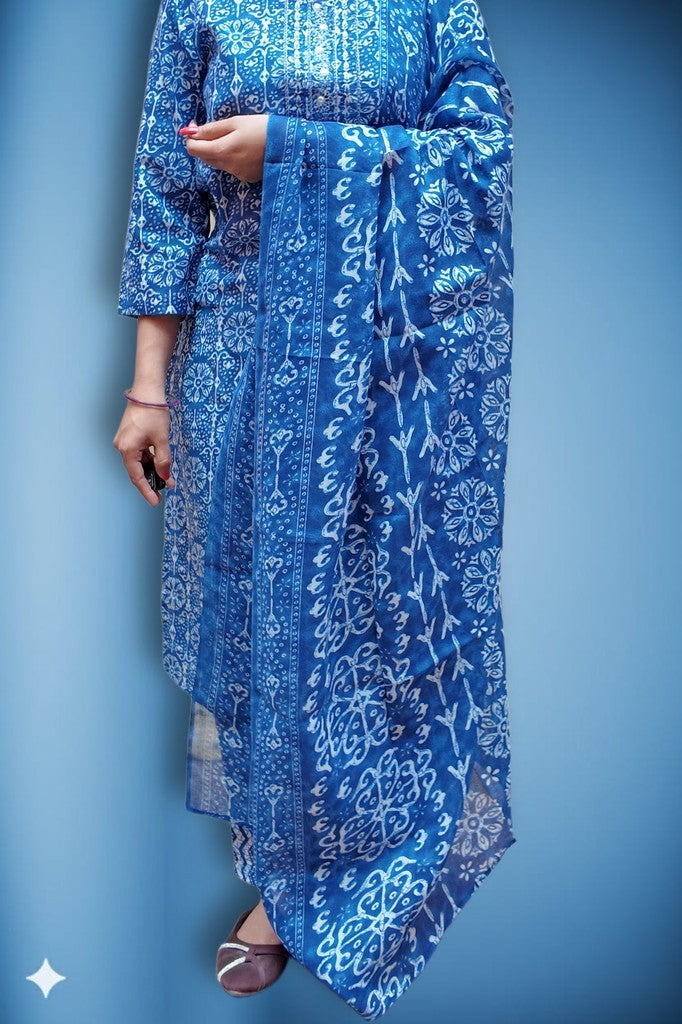 Sapphire Regal Heritage Bloom Suit