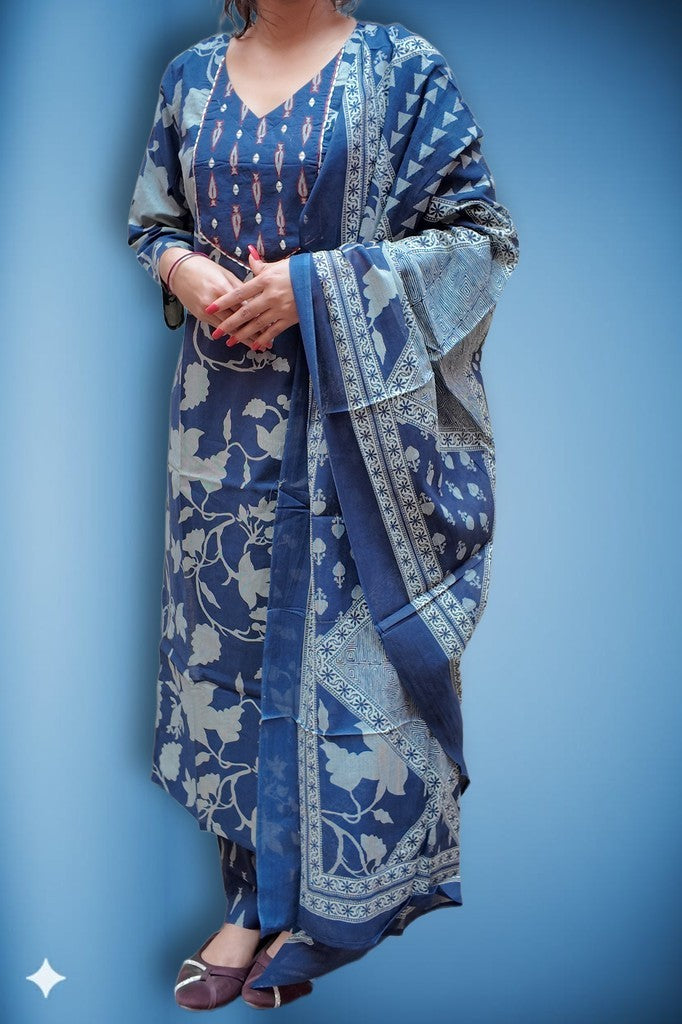 Sapphire Timeless Elegance Aura Suit