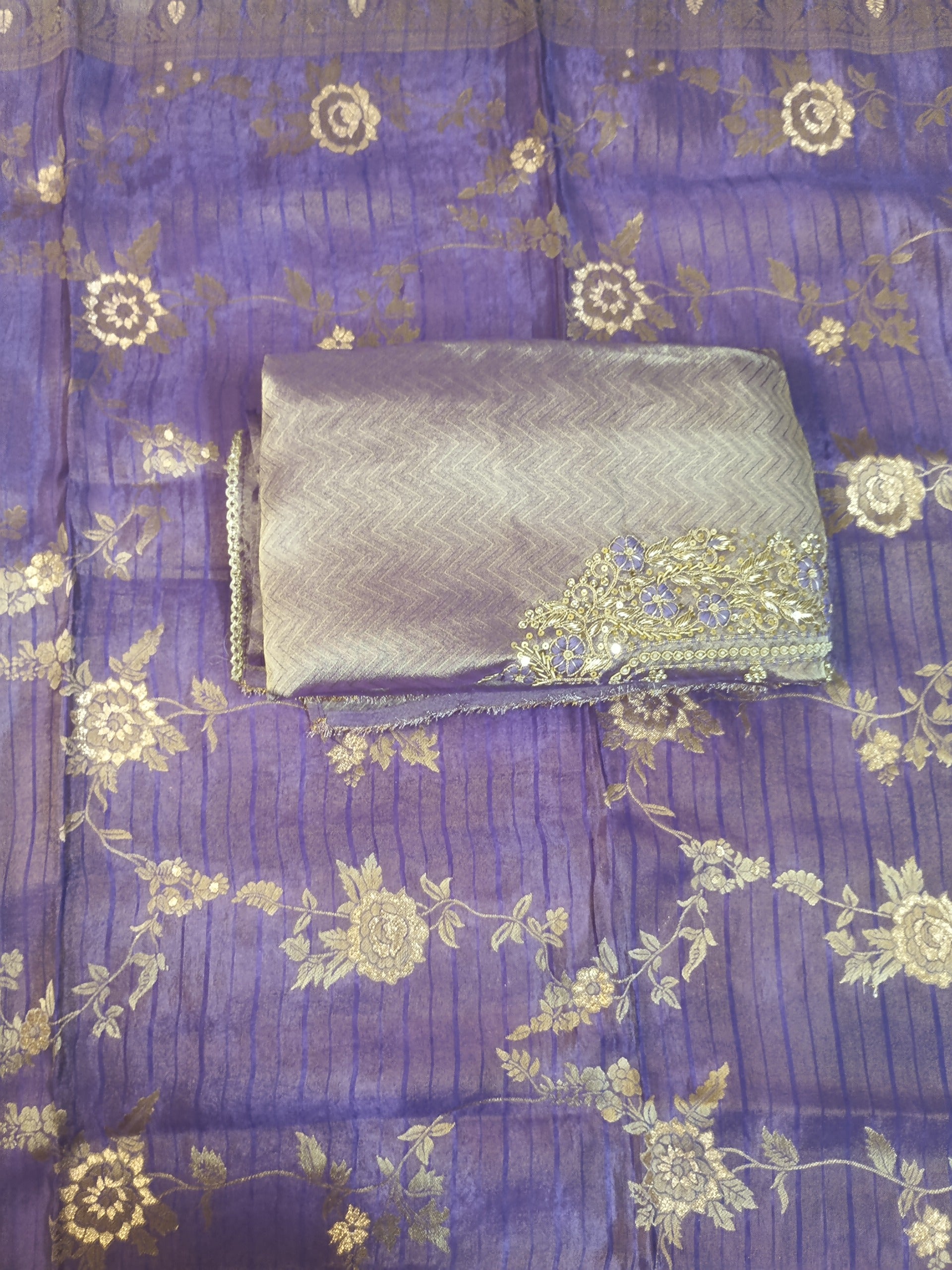 Elegant Blue and Gold Embroidered Kurta Set