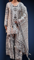 Ivory Timeless Elegance Classic Suit