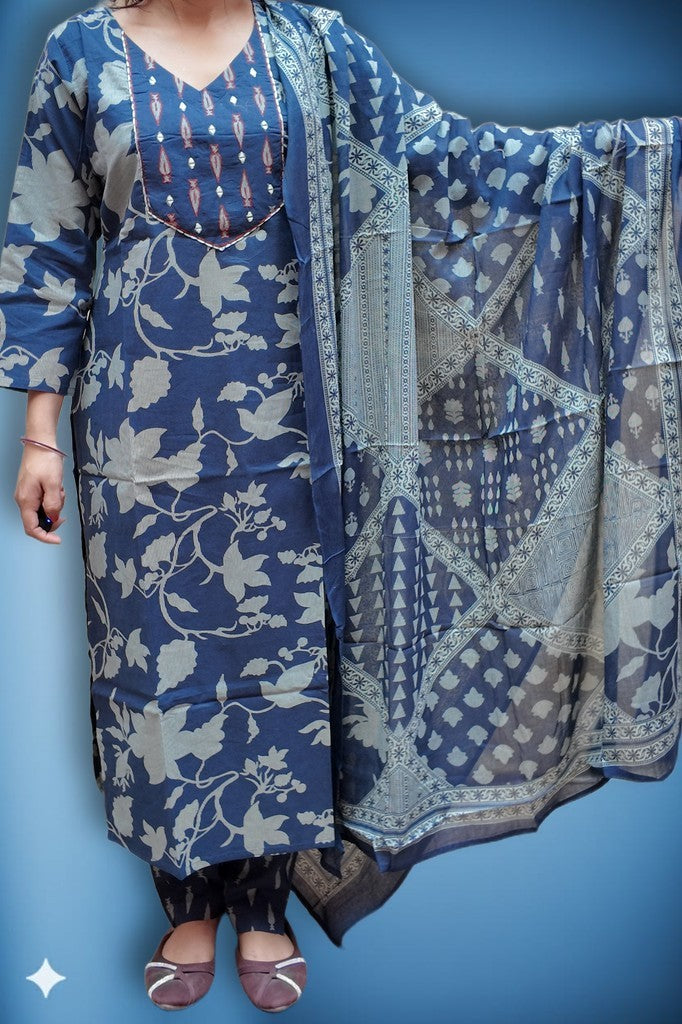 Sapphire Timeless Elegance Aura Suit