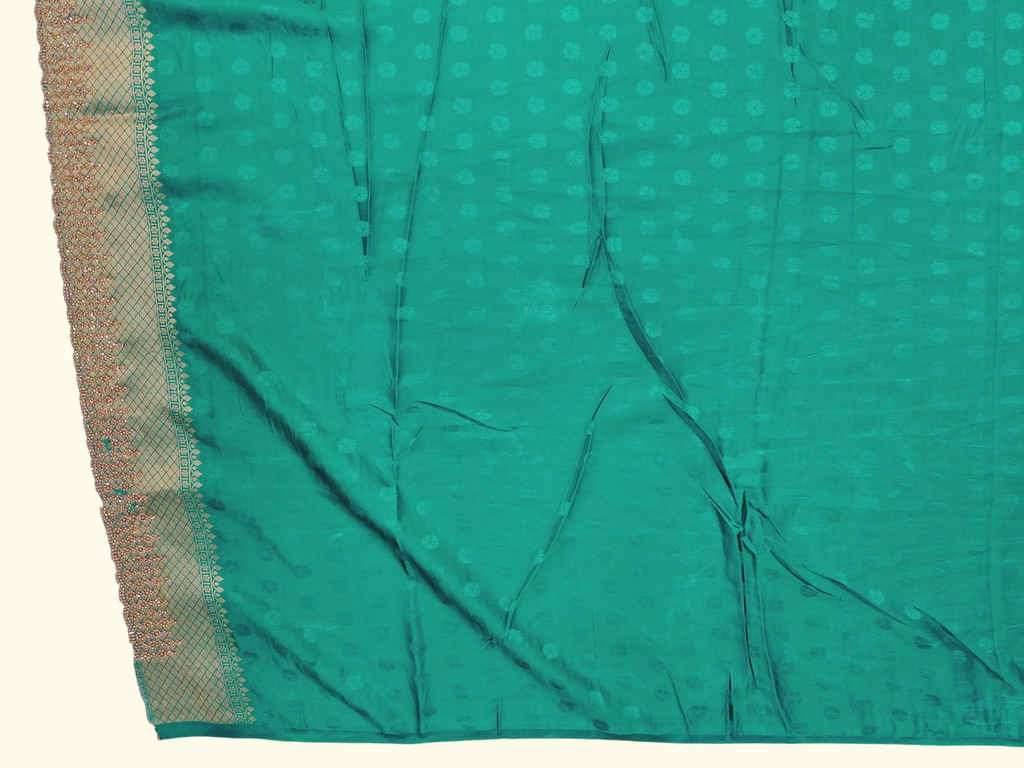 Barcode D0012513897 - Category 7_no_bg