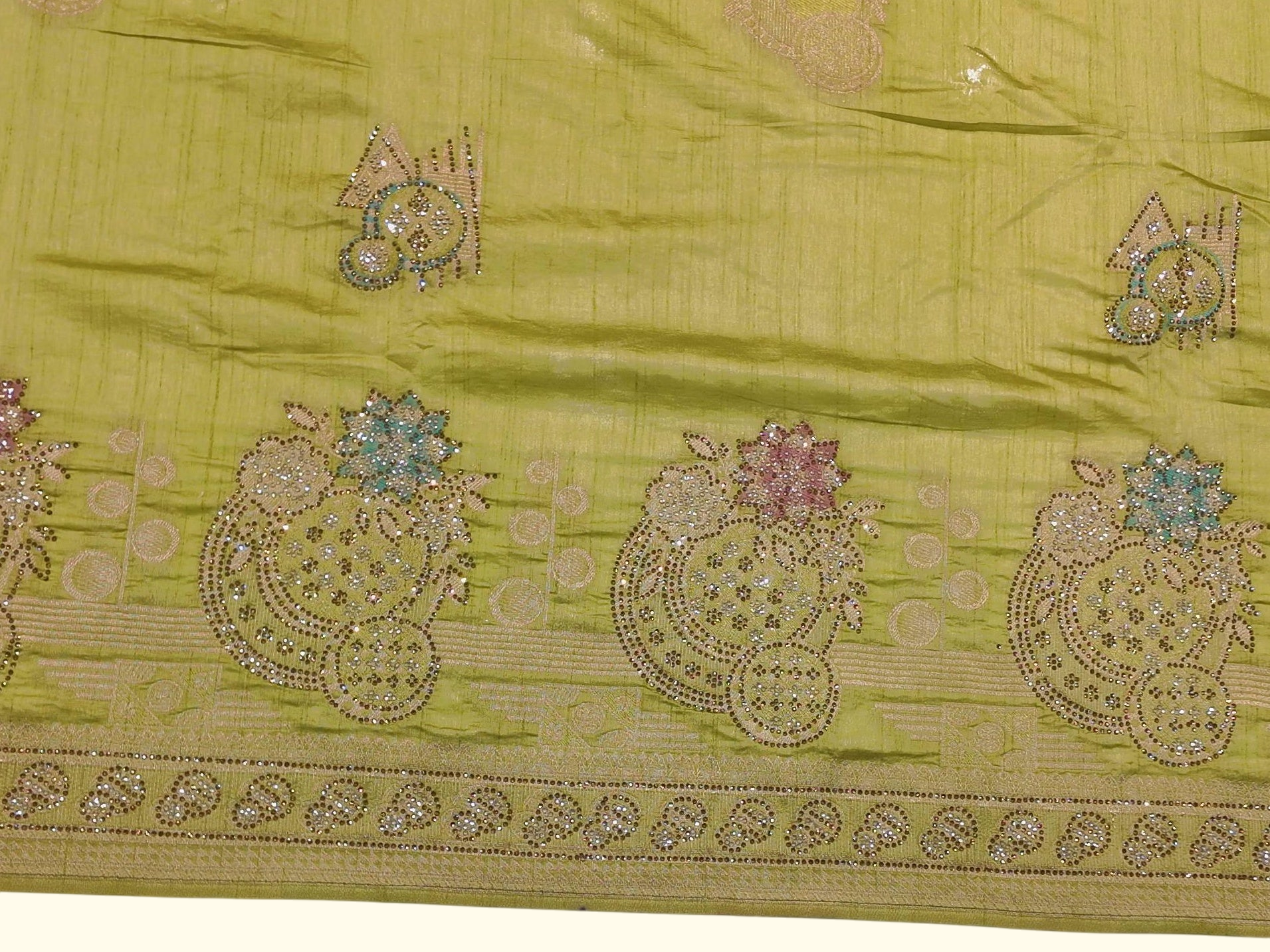 Barcode D0012515221 - Category 5_no_bg