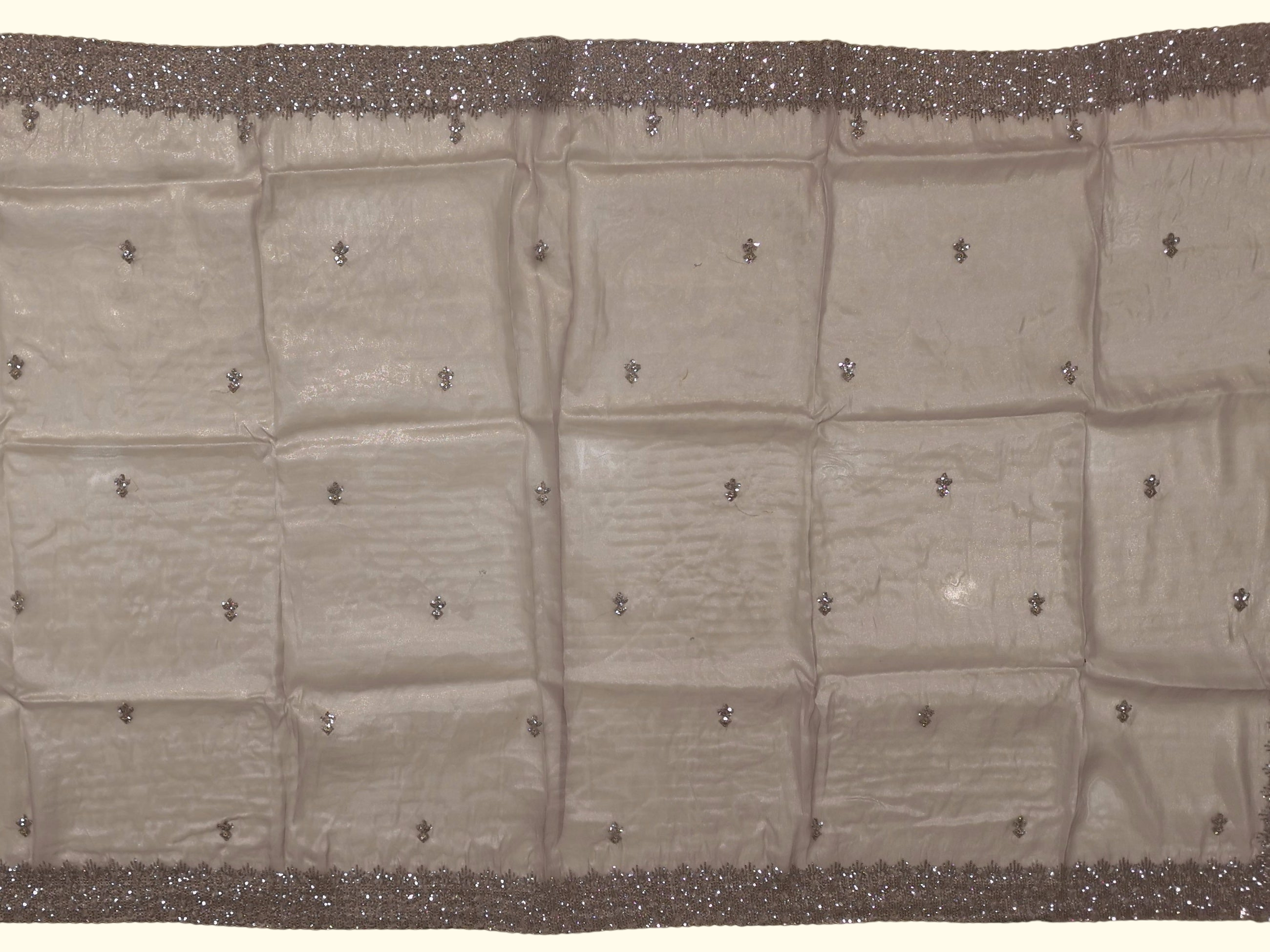 Barcode D0012518703 - Category 2_no_bg