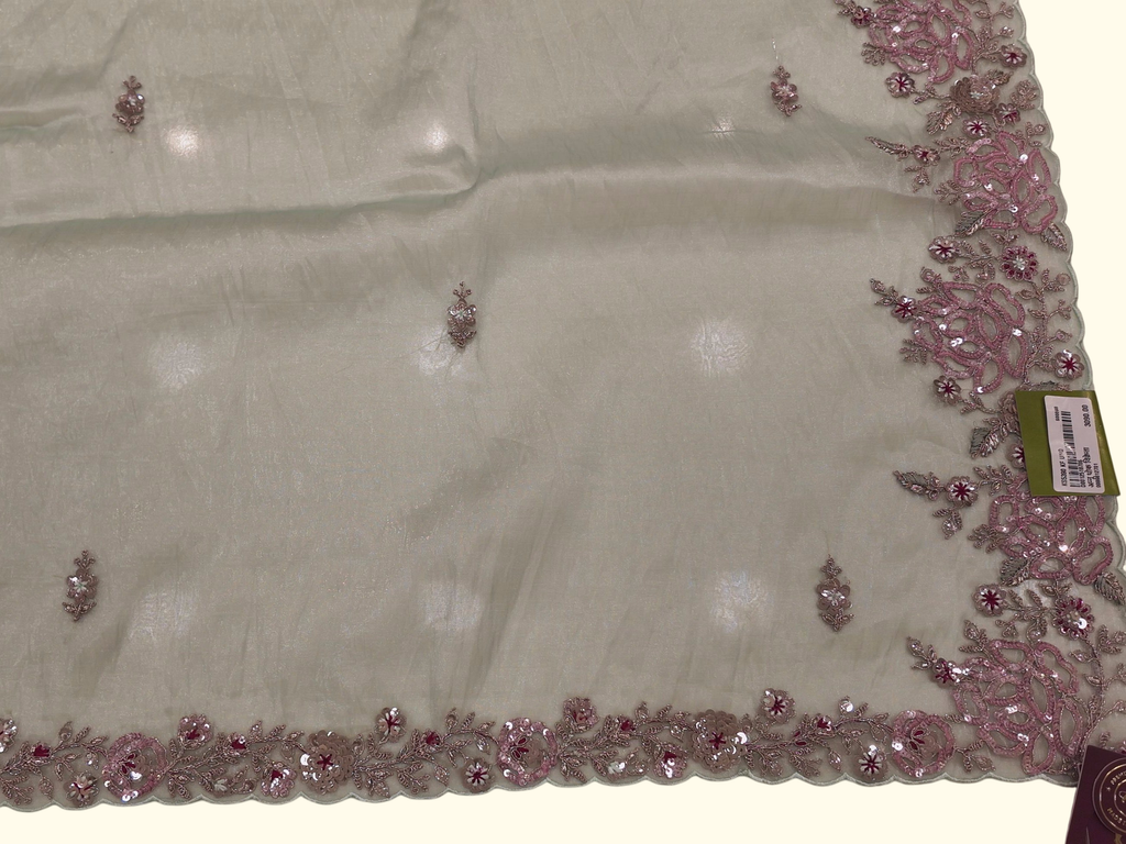 Barcode D0012518706 - Category 3_no_bg