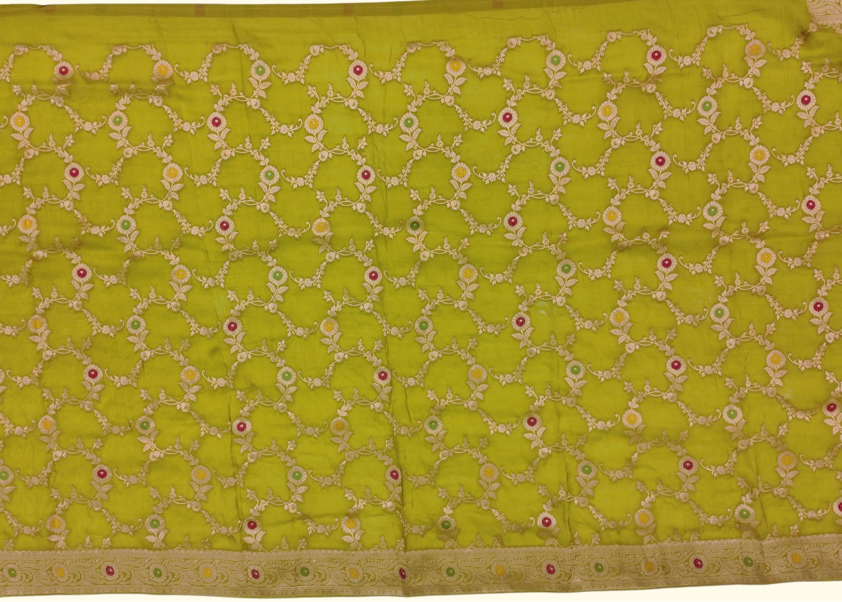 Barcode D0012519040 - Category 4_no_bg