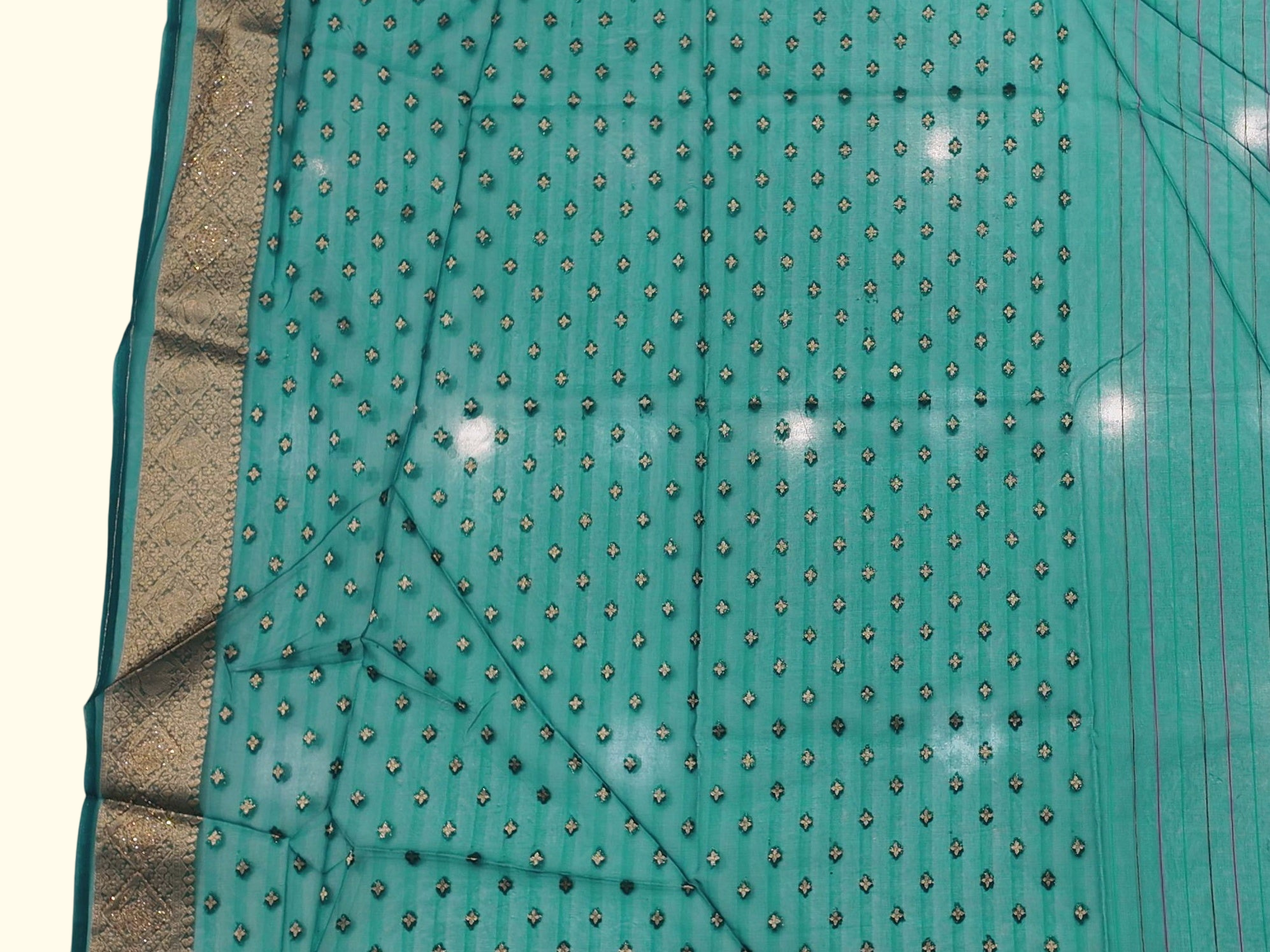 Barcode D001255397 - Category 5_no_bg