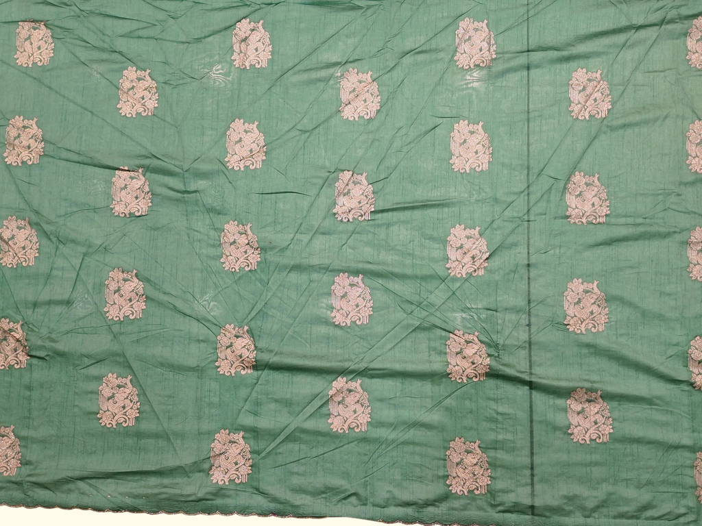 Barcode d0012512100 - Category 4_no_bg