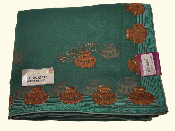 Vibrant Green Saree with Intricate Pot Motifs", - Image 1_no_bg