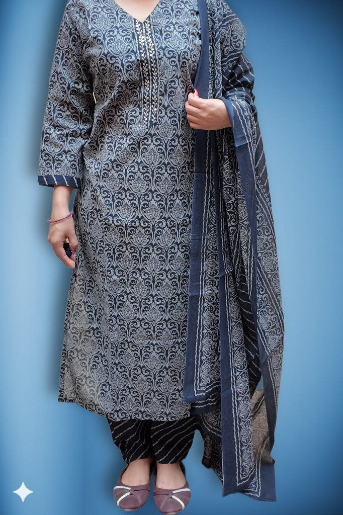 Sapphire Regal Timeless Elegance Suit