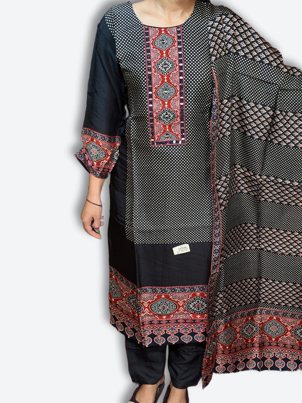 Onyx Regal Heritage Luxe Suit