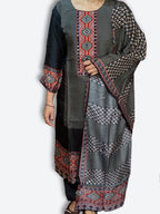 Onyx Regal Heritage Luxe Suit