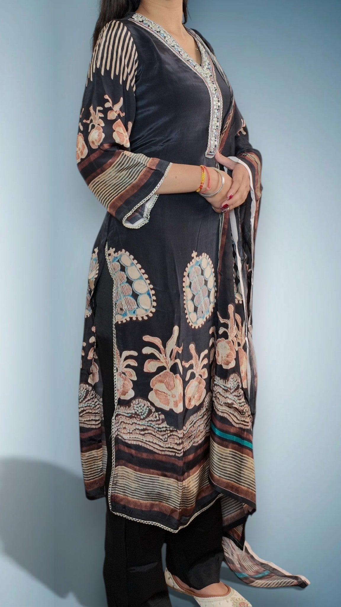 Onyx Regal Timeless Elegance Suit