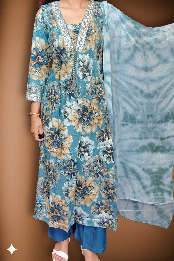 Peony Opulent Bloom Charm Suit