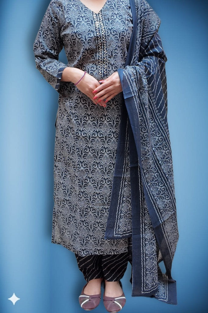 Sapphire Regal Timeless Elegance Suit