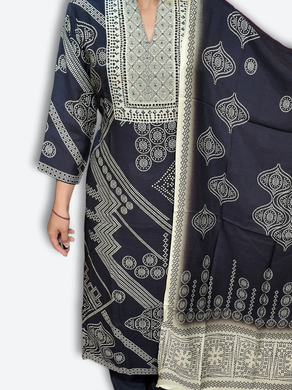Onyx Regal Timeless Elegance Suit