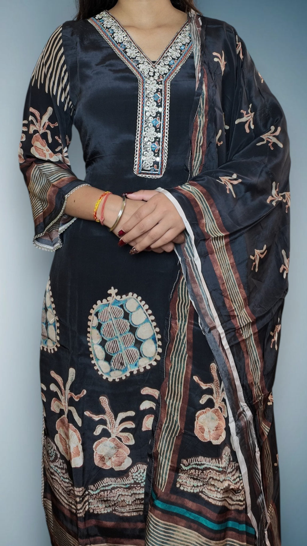 Onyx Regal Timeless Elegance Suit