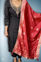 Onyx Regal Opulent Elegance Suit