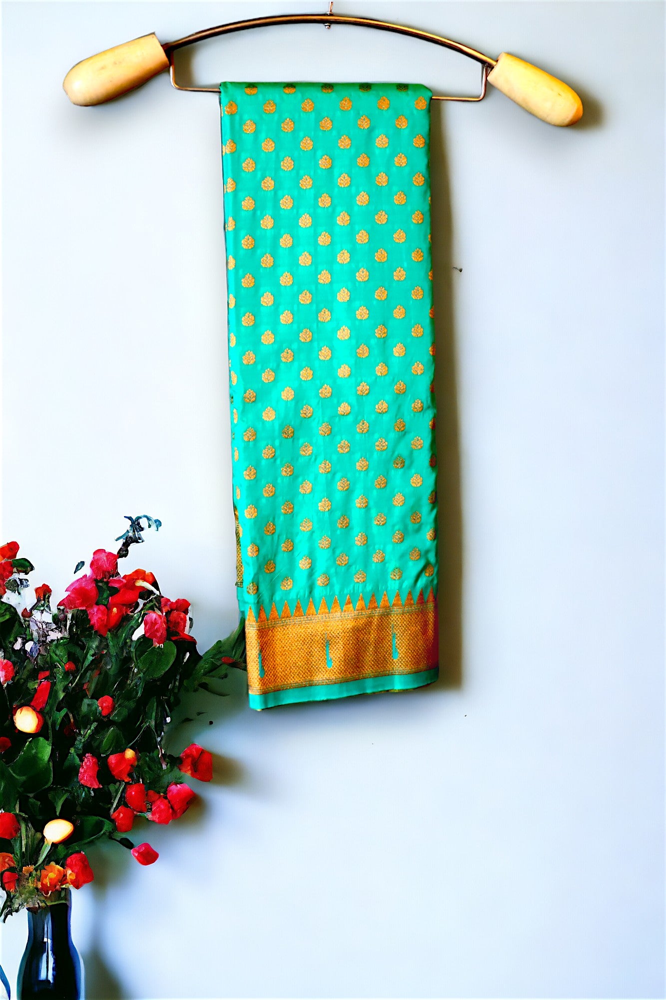 SS080 Pure Banarasi Silk Saree (Green)