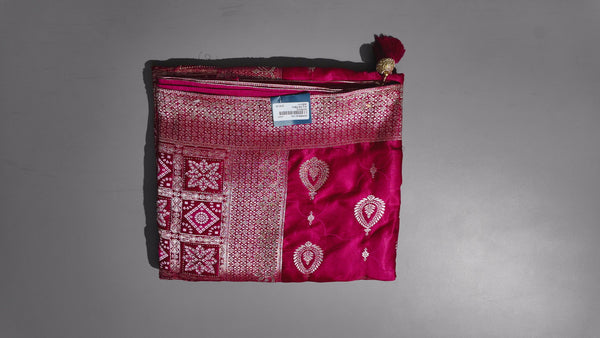 Radiant Fuchsia Dreams Saree with Intricate Patterns",
