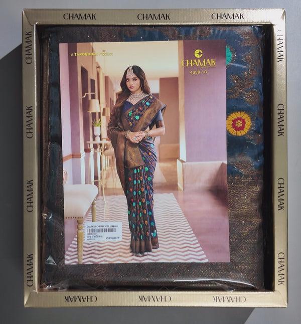 Vintage Indigo Charm: Peacock Pattern Saree with Golden Accents",