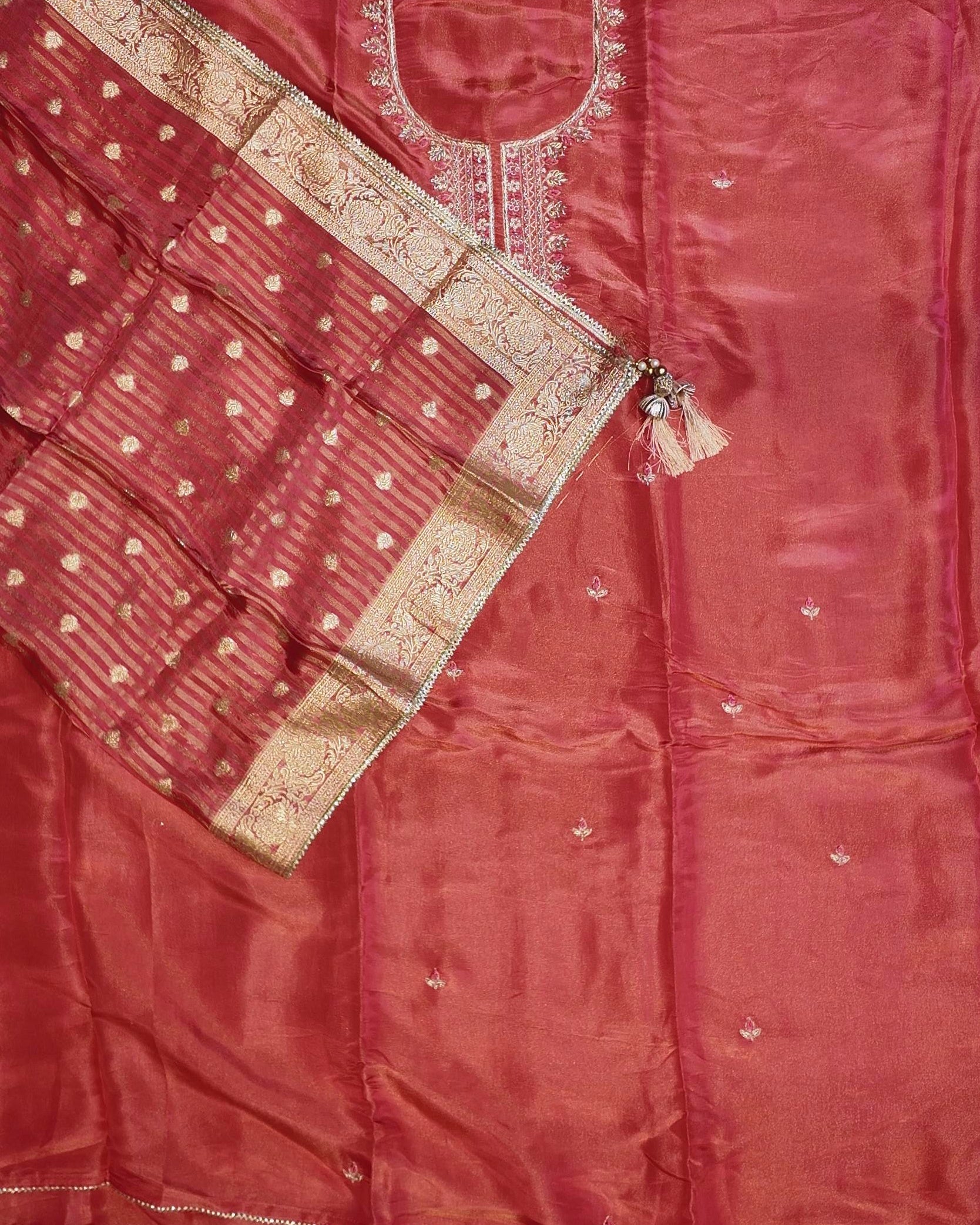 Barcode D0012522568 - Category 2