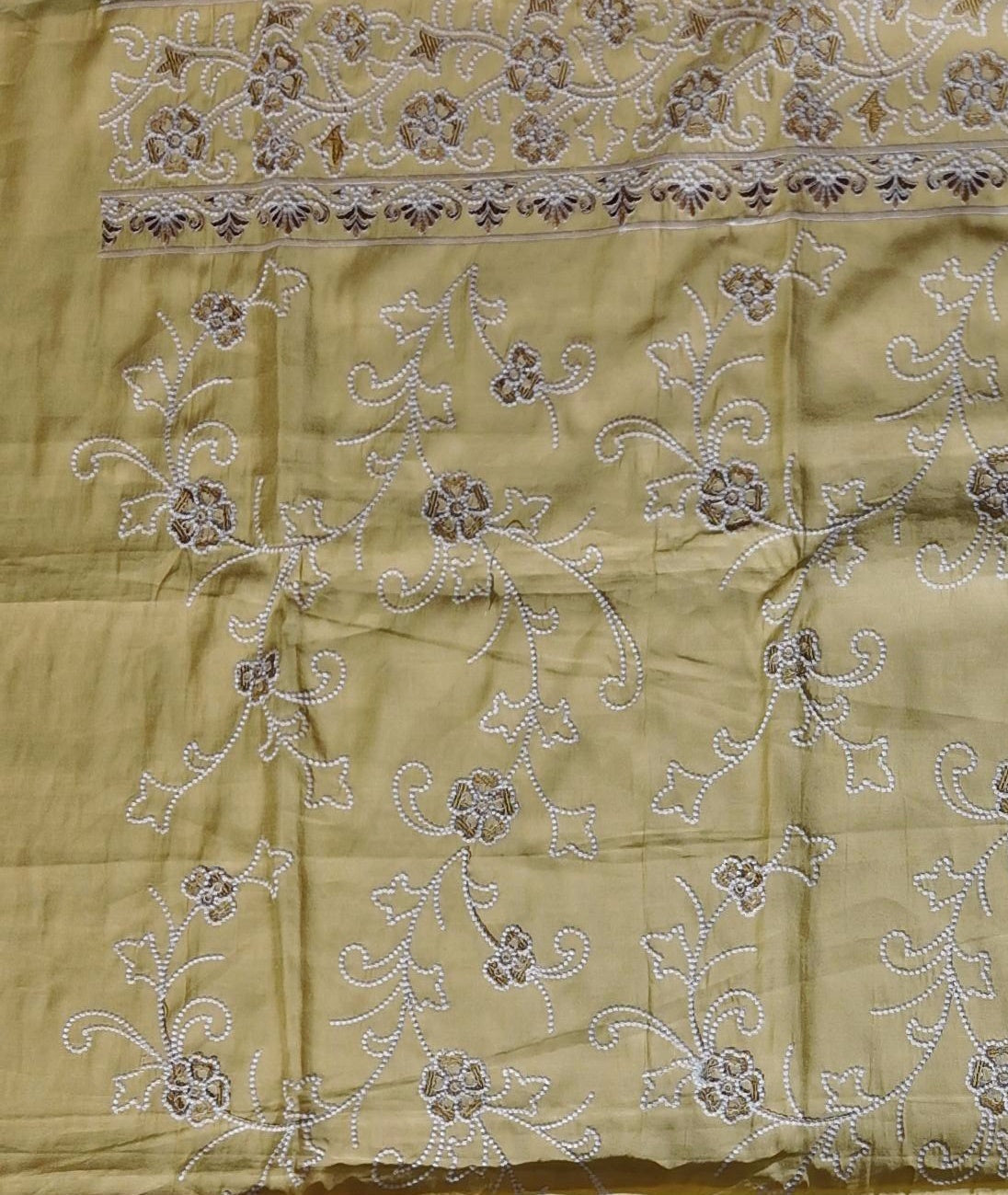 Sunlit Charm: Floral Embroidered Unstitched Suit Set