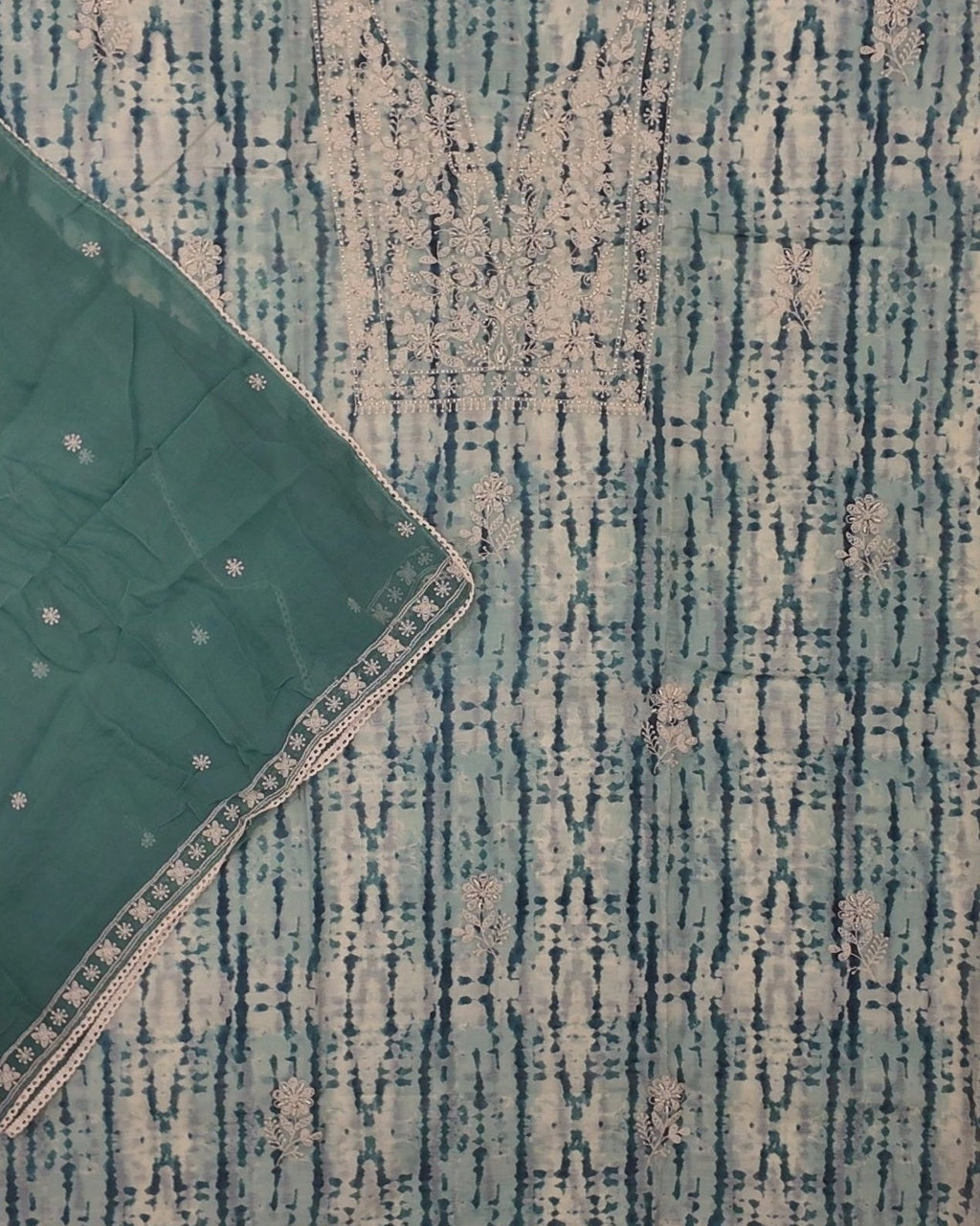 Barcode D0012521057 - Category 3