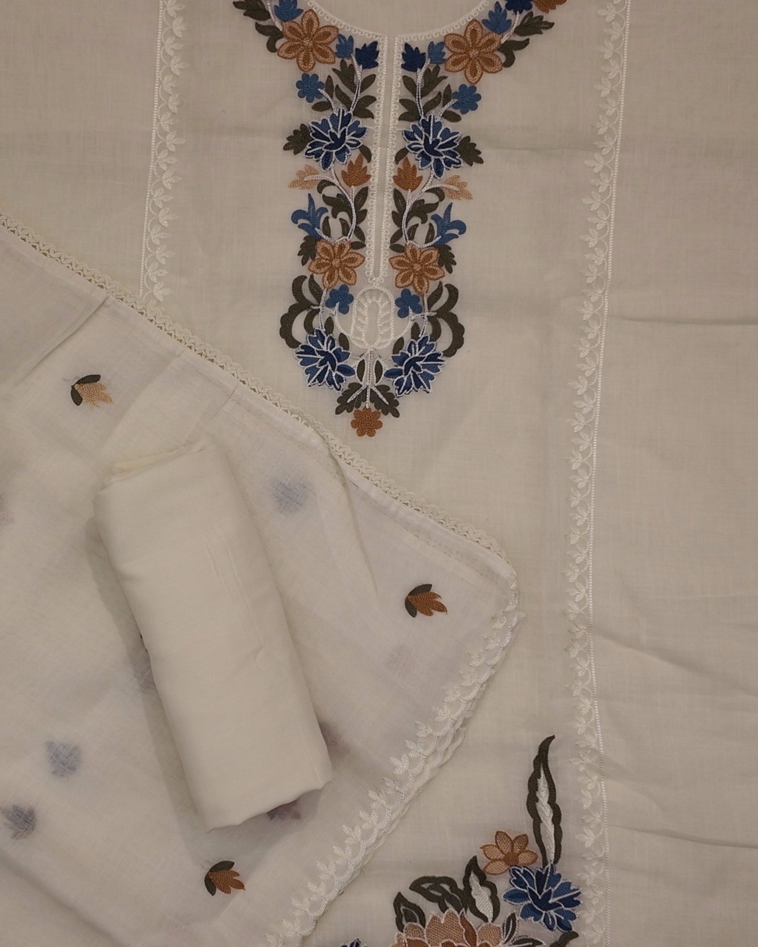 Barcode D0012518591 - Category 3