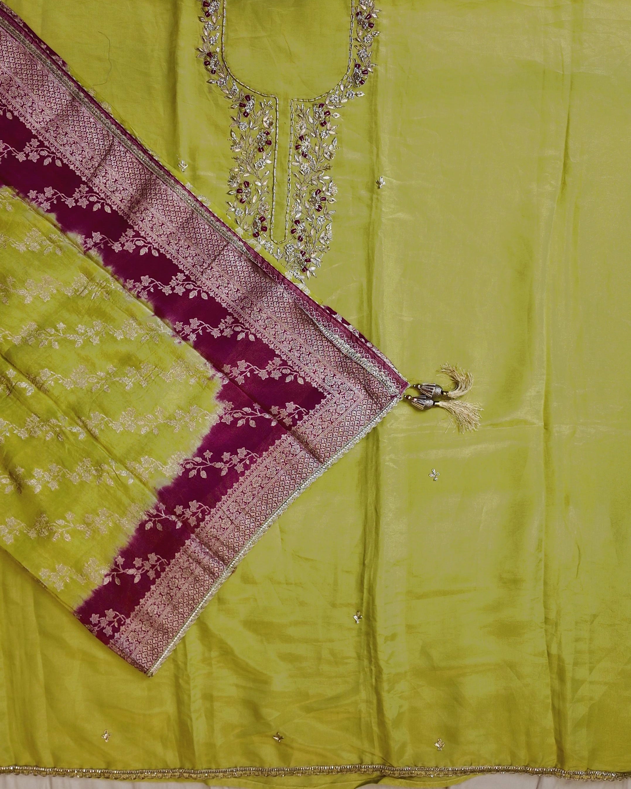 Barcode D0012522557 - Category 3