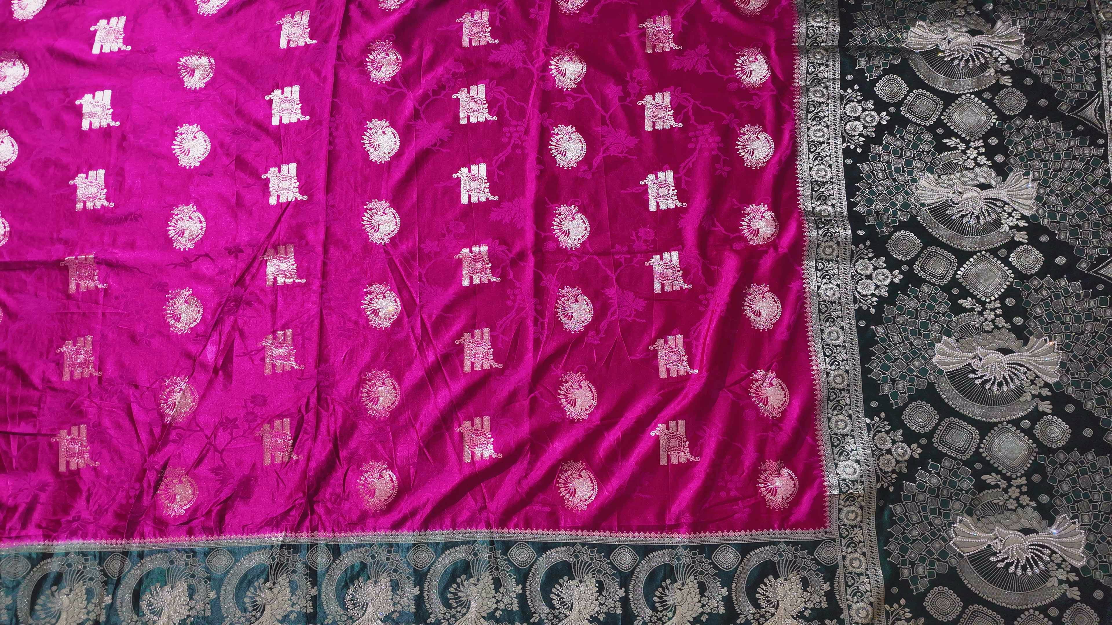 Opulent Emerald Splendor Silk Saree",