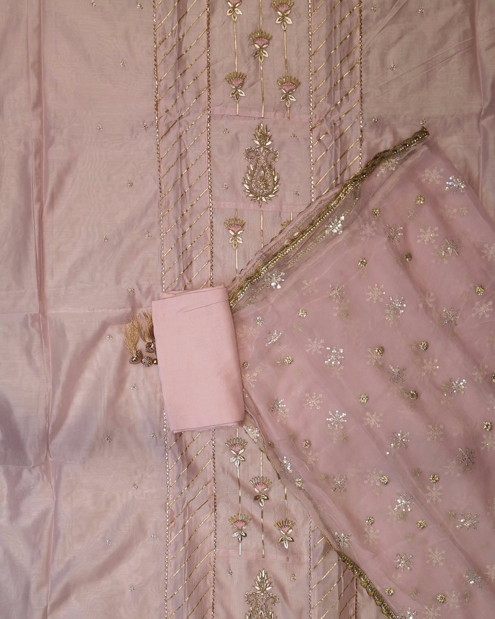 Barcode D0012522567 - Category 4