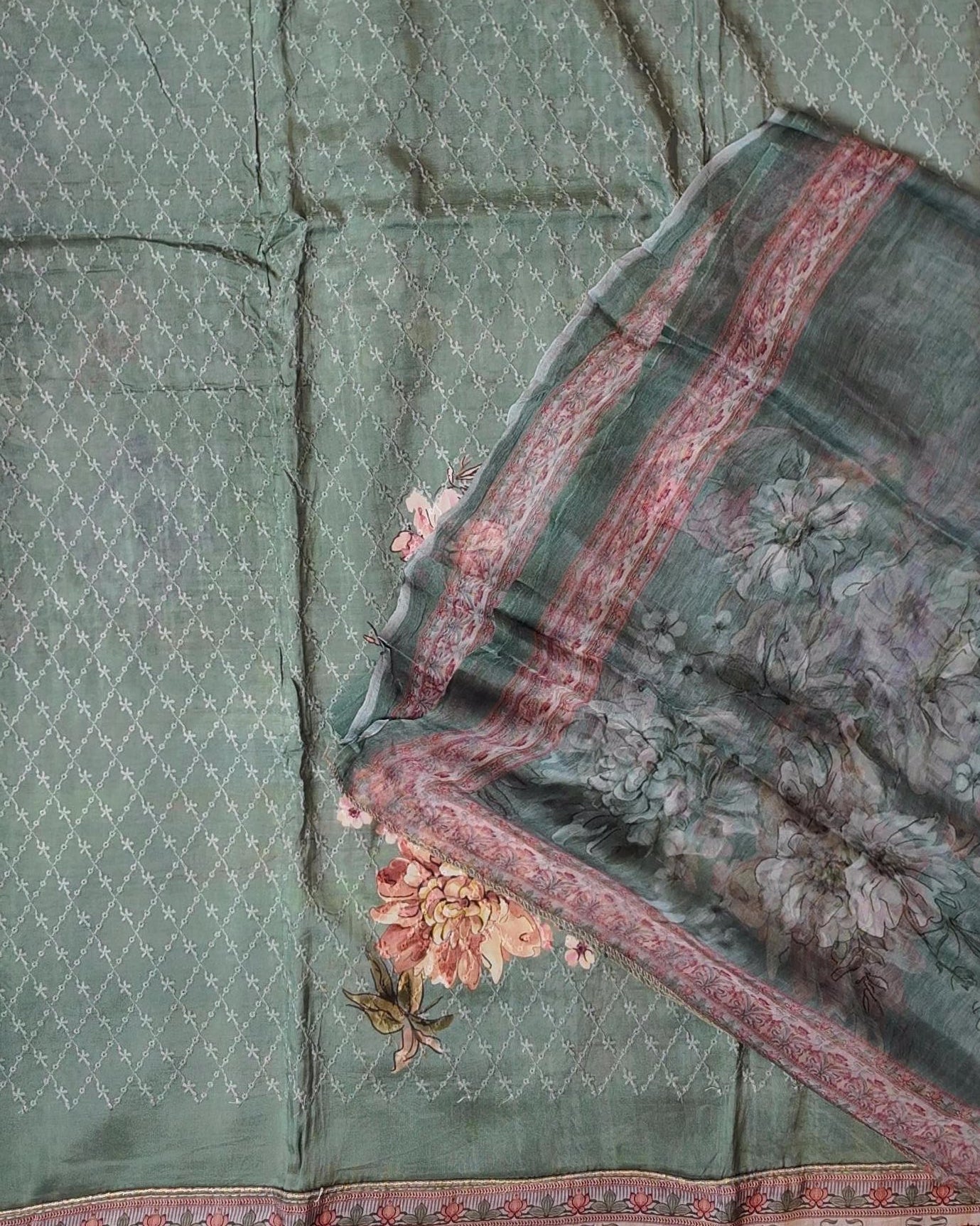 Barcode D0012522582 - Category 3