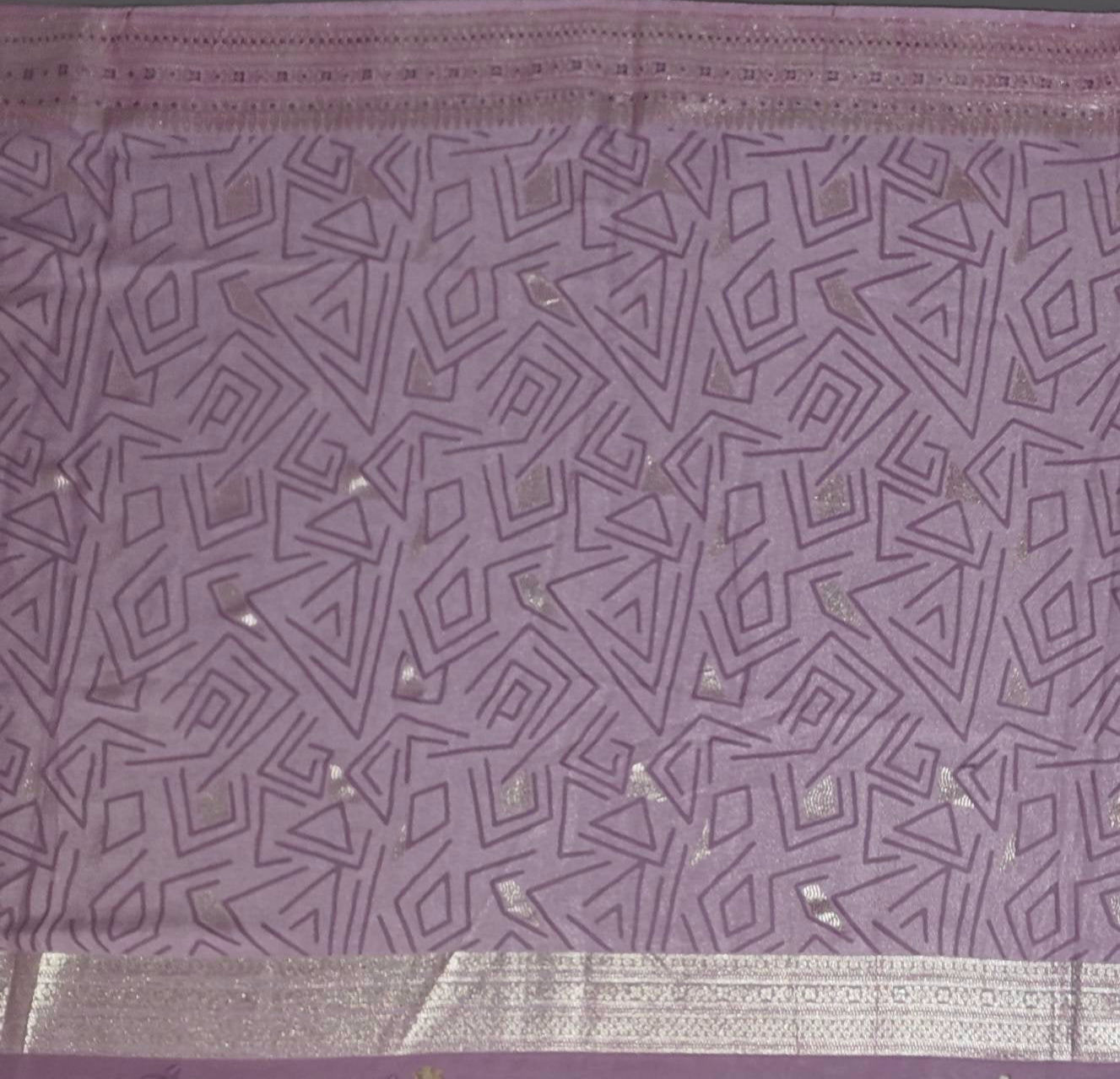 Radiant Lilac Floral Saree for Festive Celebrations",