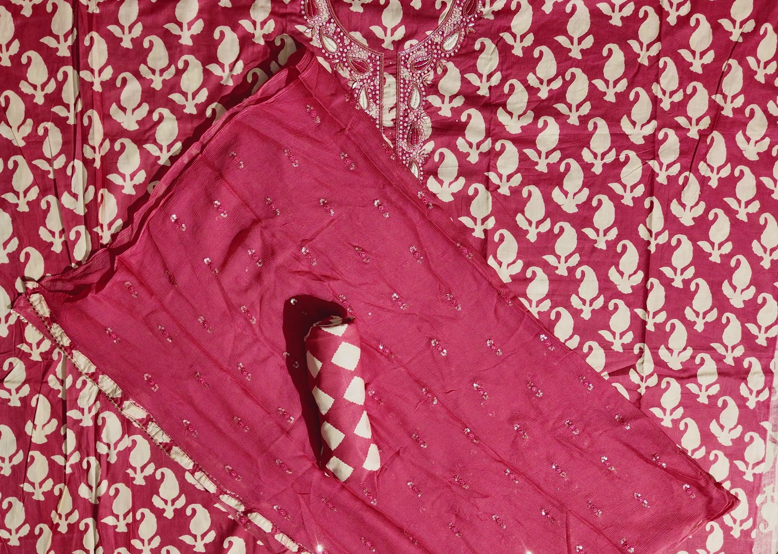Charming Unstitched Suit: Vibrant Patterns & Comfort Blend