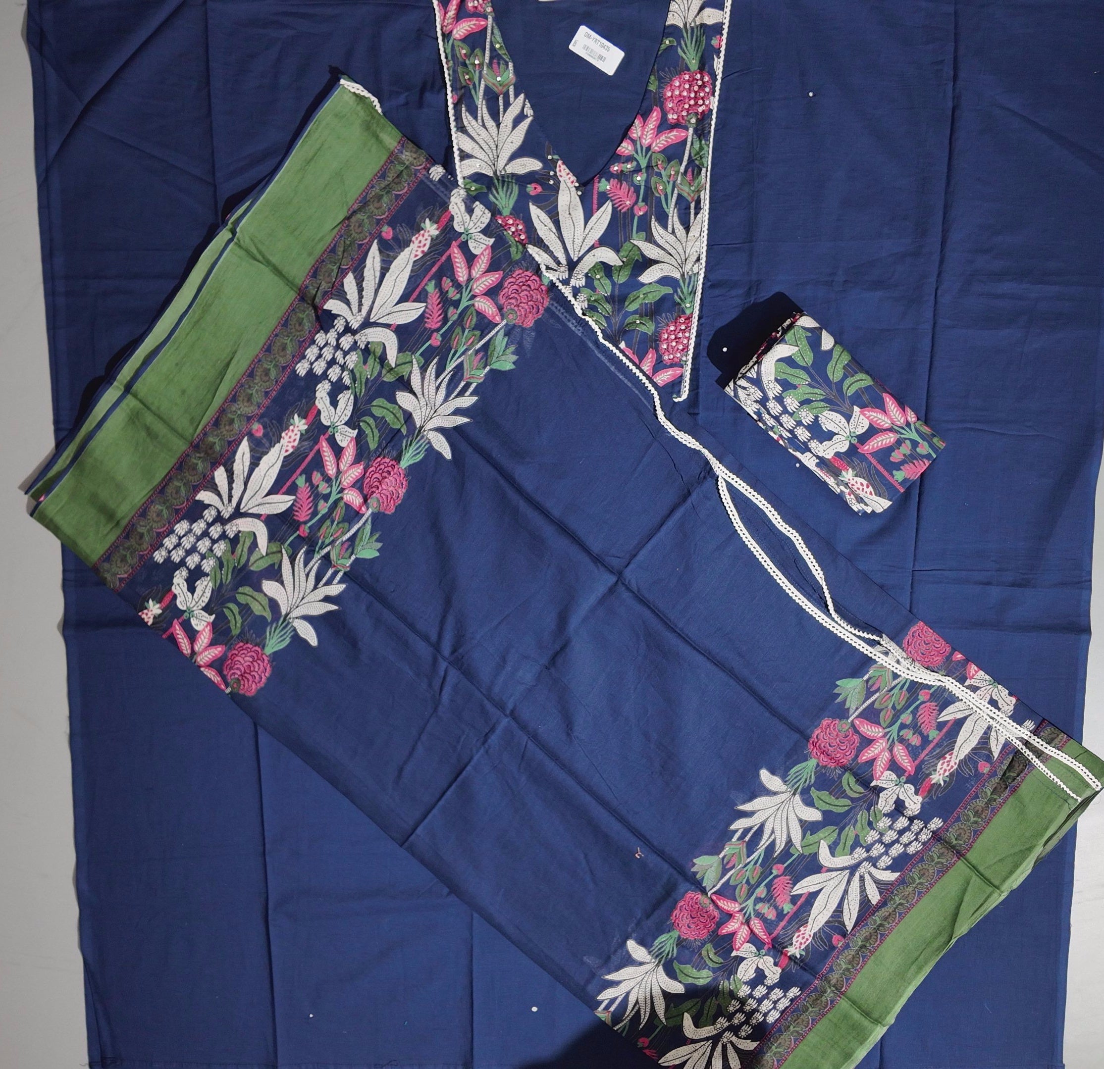 Botanical Bliss: Unstitched Comfort in Deep Blue",