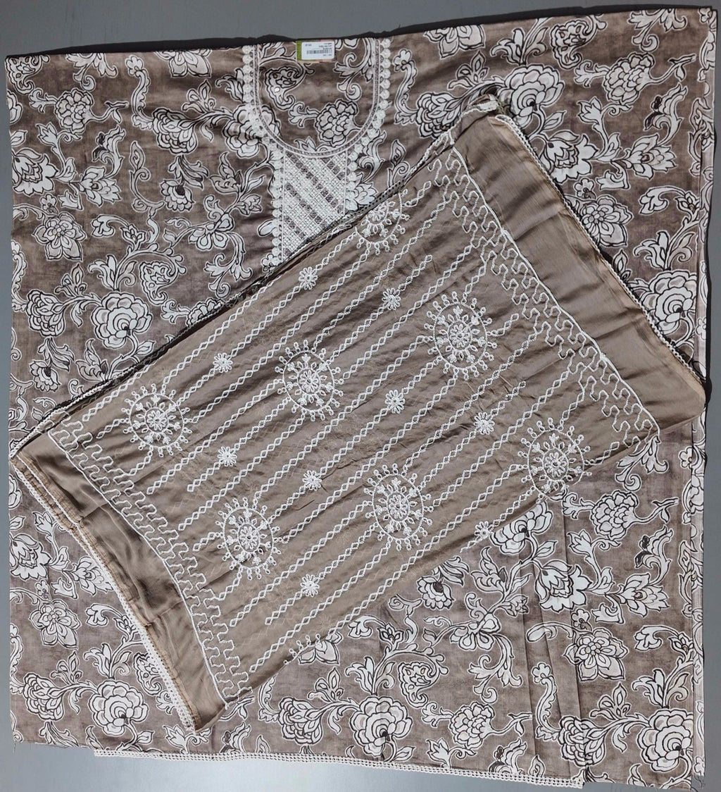 Chic Delicate Floral Motif Unstitched Suit