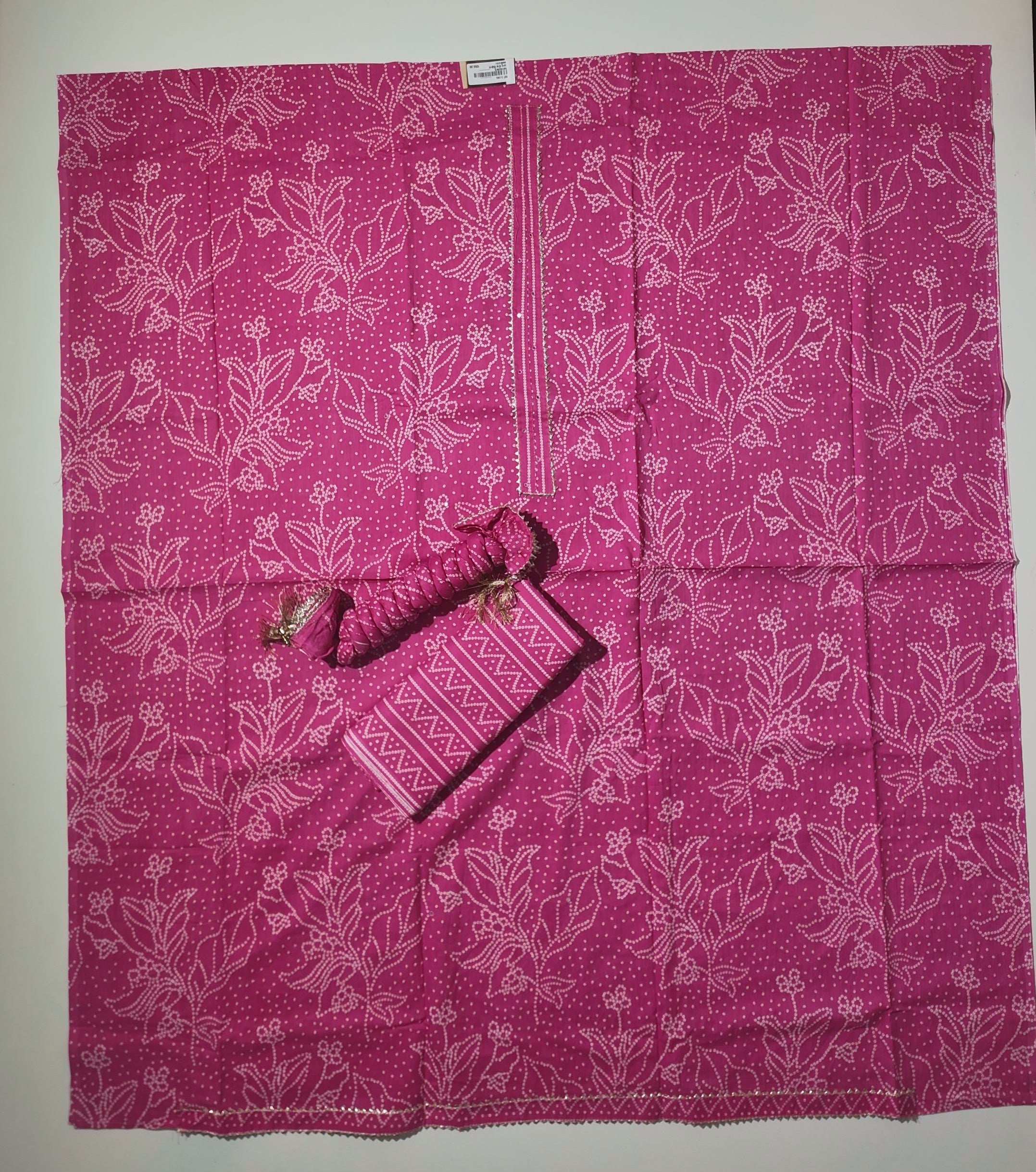Radiant Fuchsia Bandhani Unstitched Suit – Effortless Charm Awaits