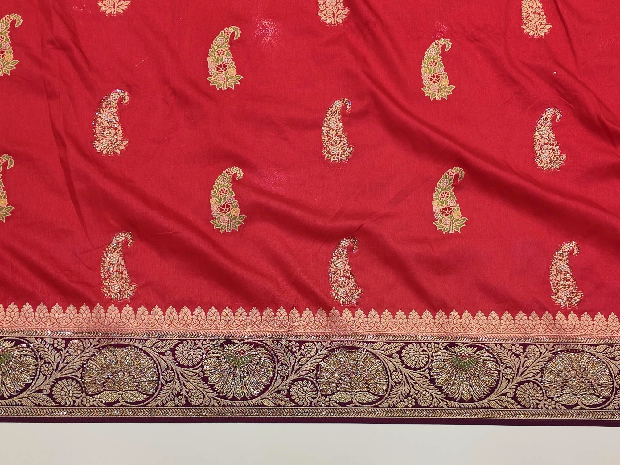 Barcode D0012511749 - Category 5