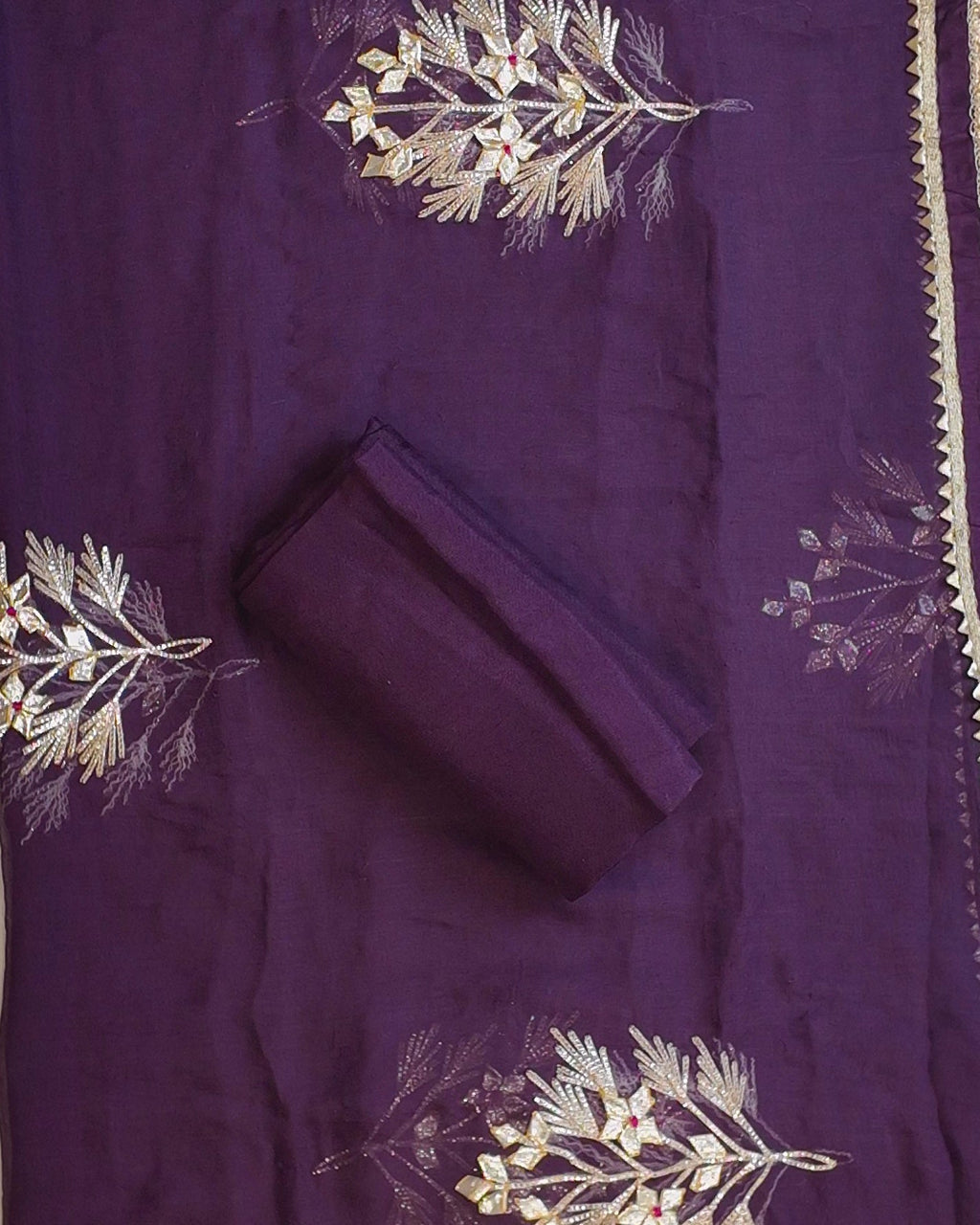 Barcode D0012522562 - Category 5