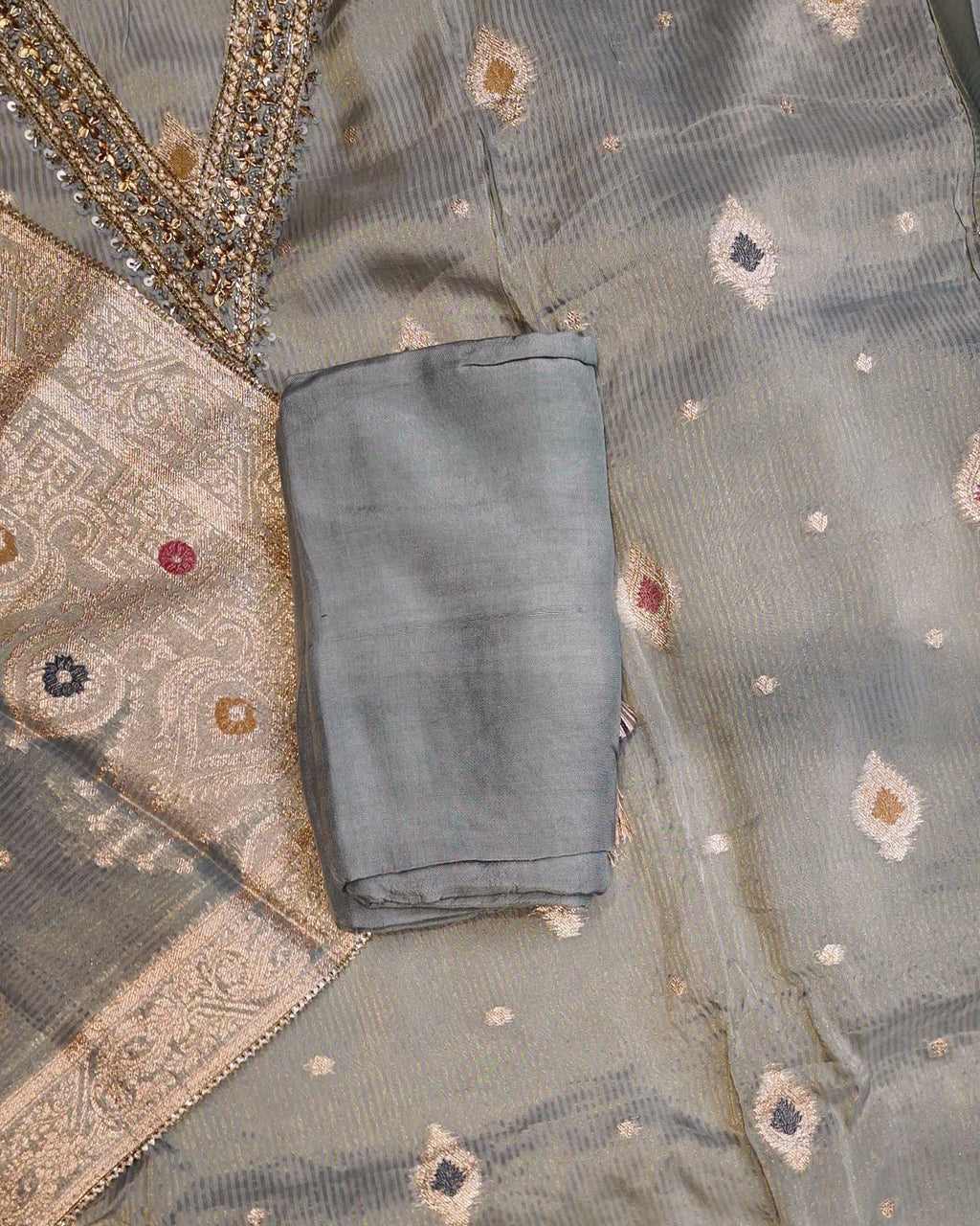 Barcode D0012522570 - Category 5