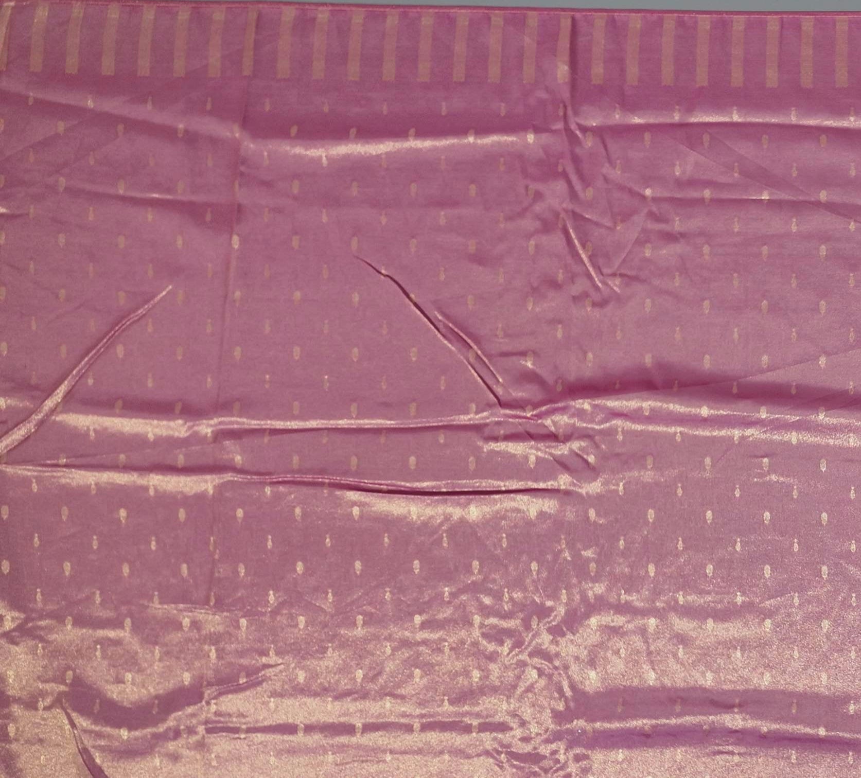 Radiant Fuchsia Silk Saree with Intricate Zari Brocade",