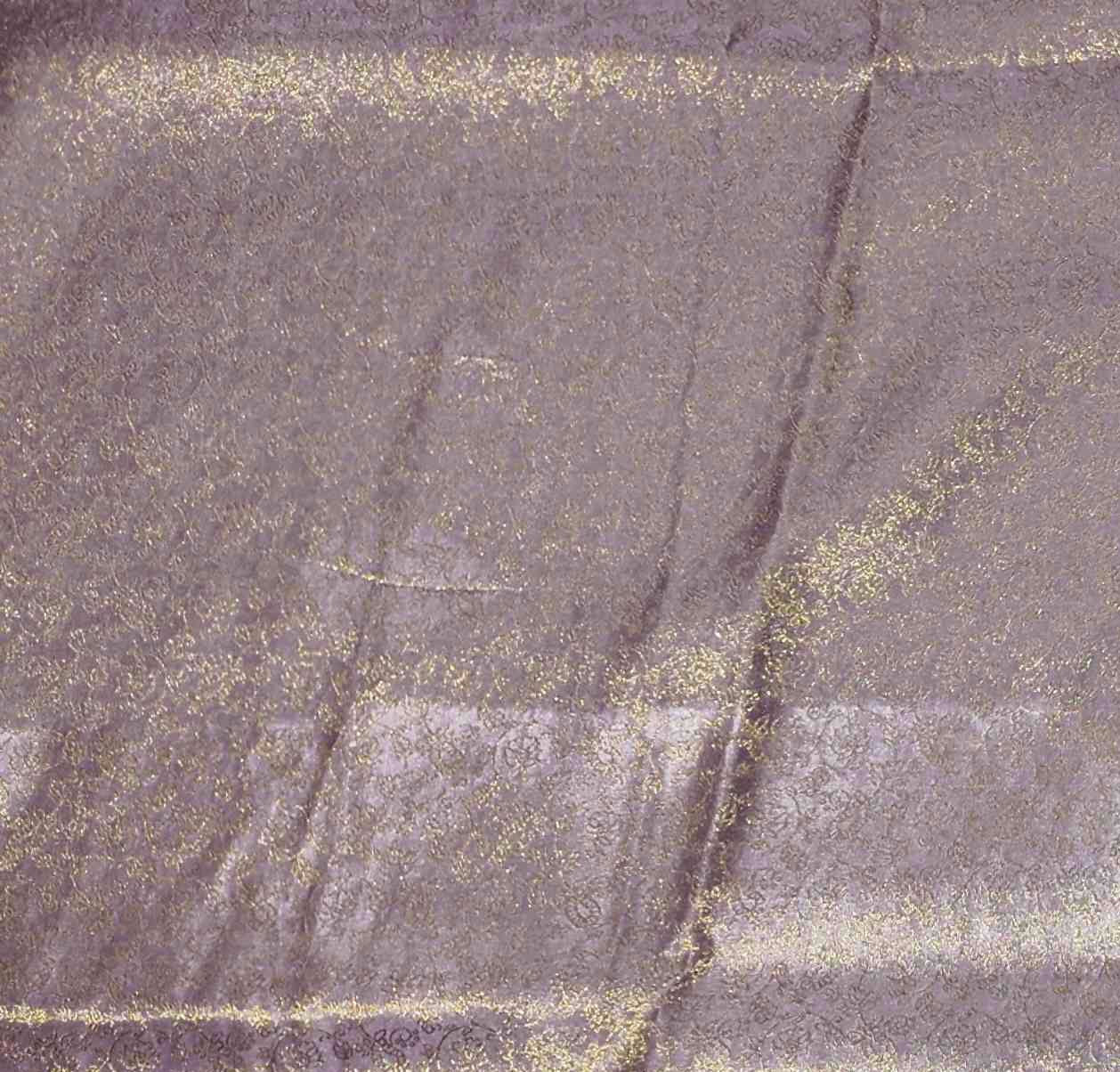 Lavender Luxe: Gleaming Jacquard Saree for Festive Glamour",