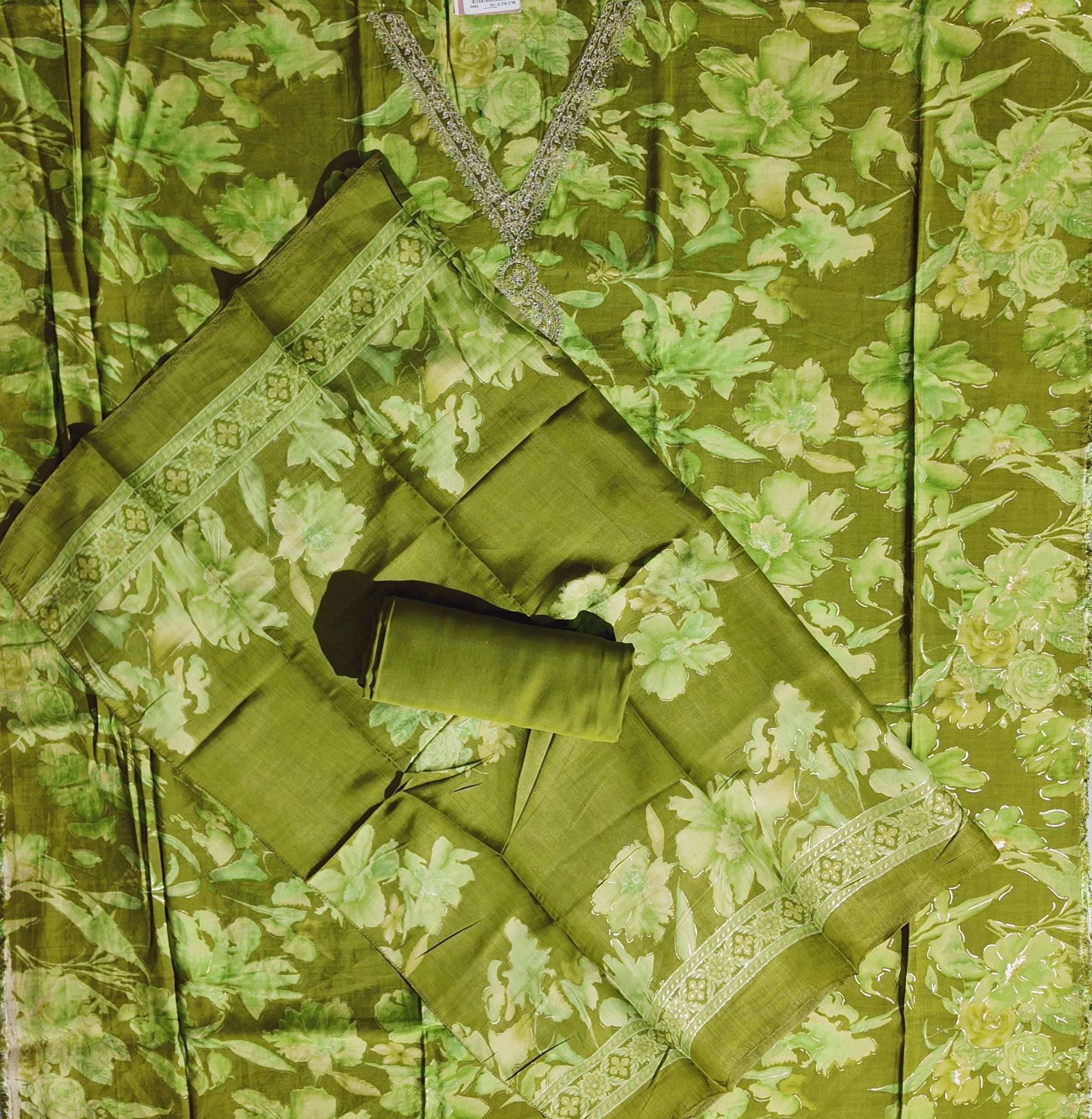 Floral Opulence: Luxurious Green Unstitched Suit Fabric",