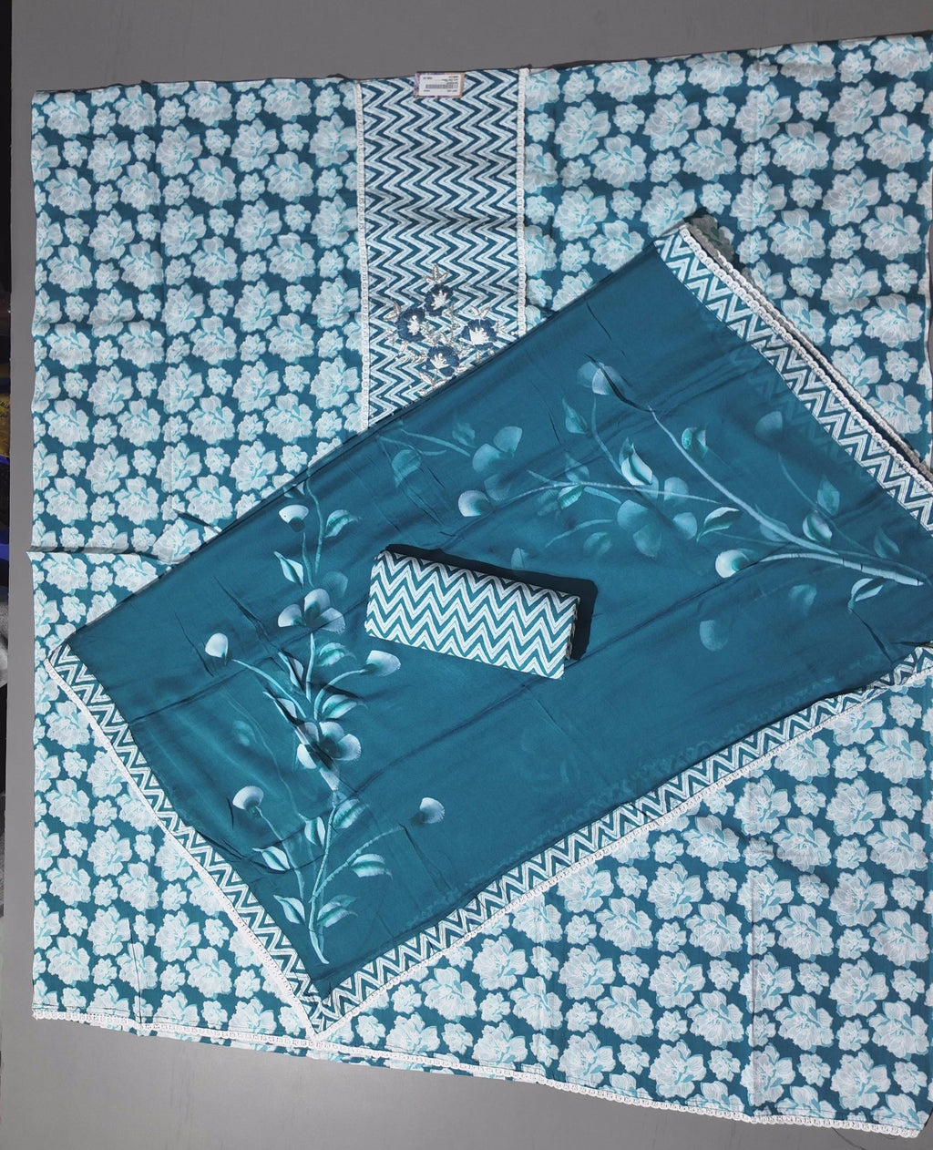 Zigzag Delight: Vibrant Unstitched Suit in Azure Bloom