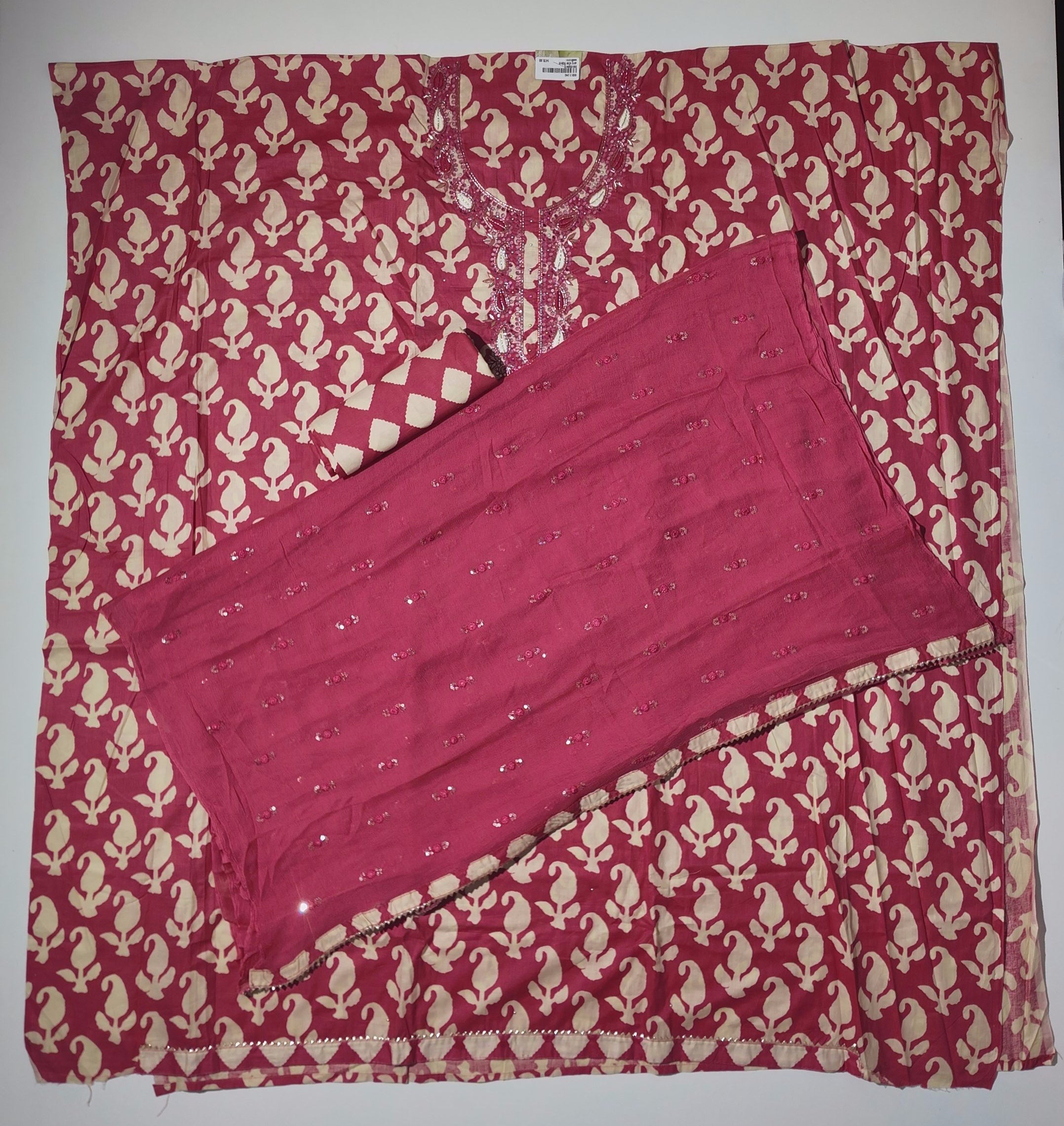 Charming Unstitched Suit: Vibrant Patterns & Comfort Blend