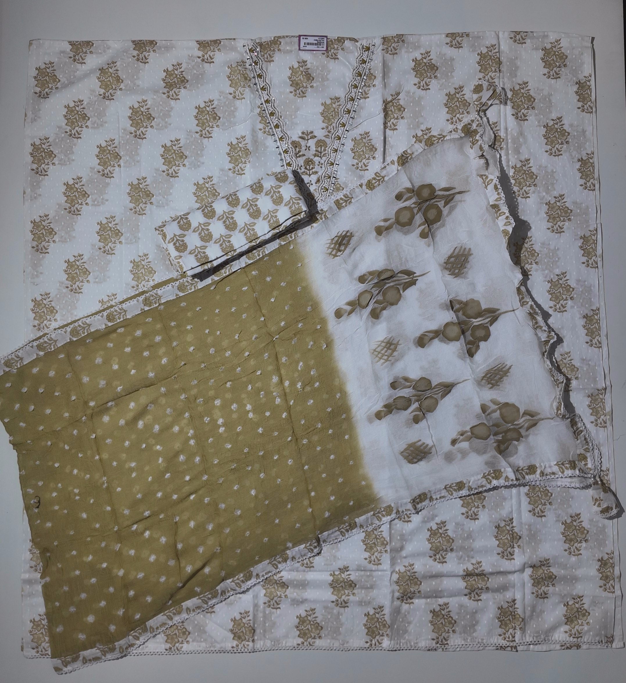 Chic Blossom Unstitched Suit with Exquisite Lace Detail