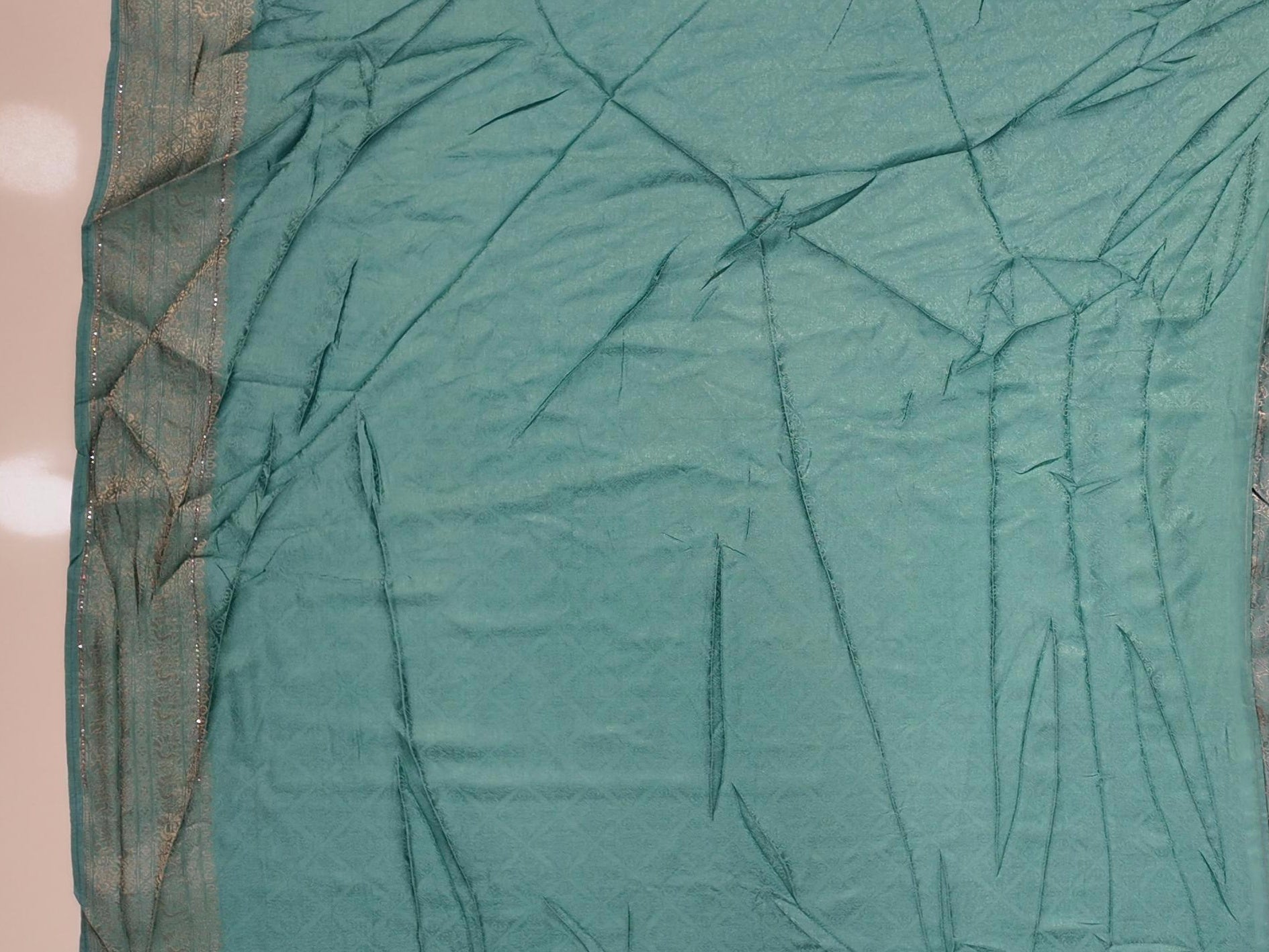 Barcode D0012515424 - Category 6